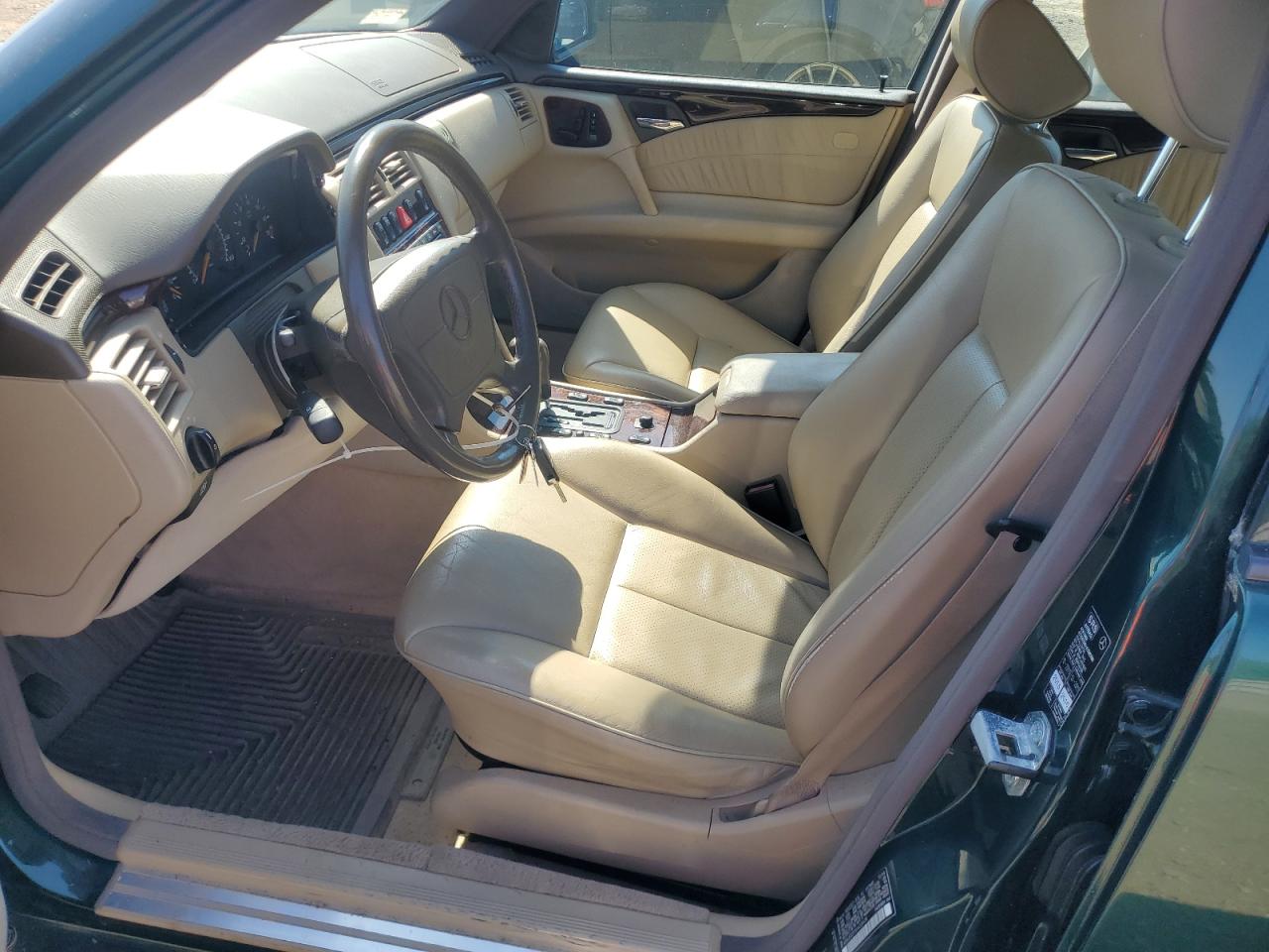 1997 Mercedes-benz E 320 Green vin: WDBJF55F3VA326436