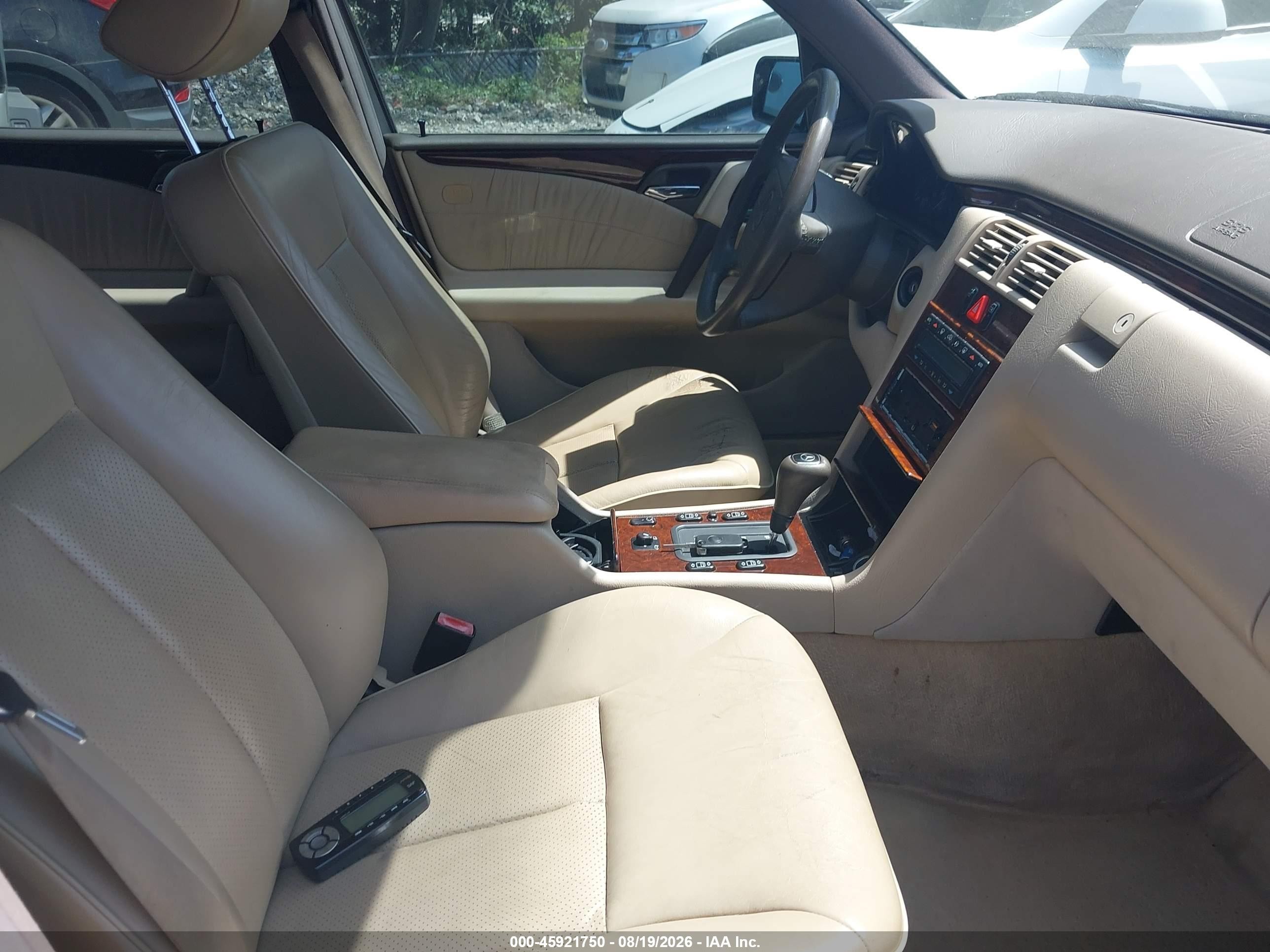1996 Mercedes-benz E 320 Black vin: WDBJF55F4TJ013232