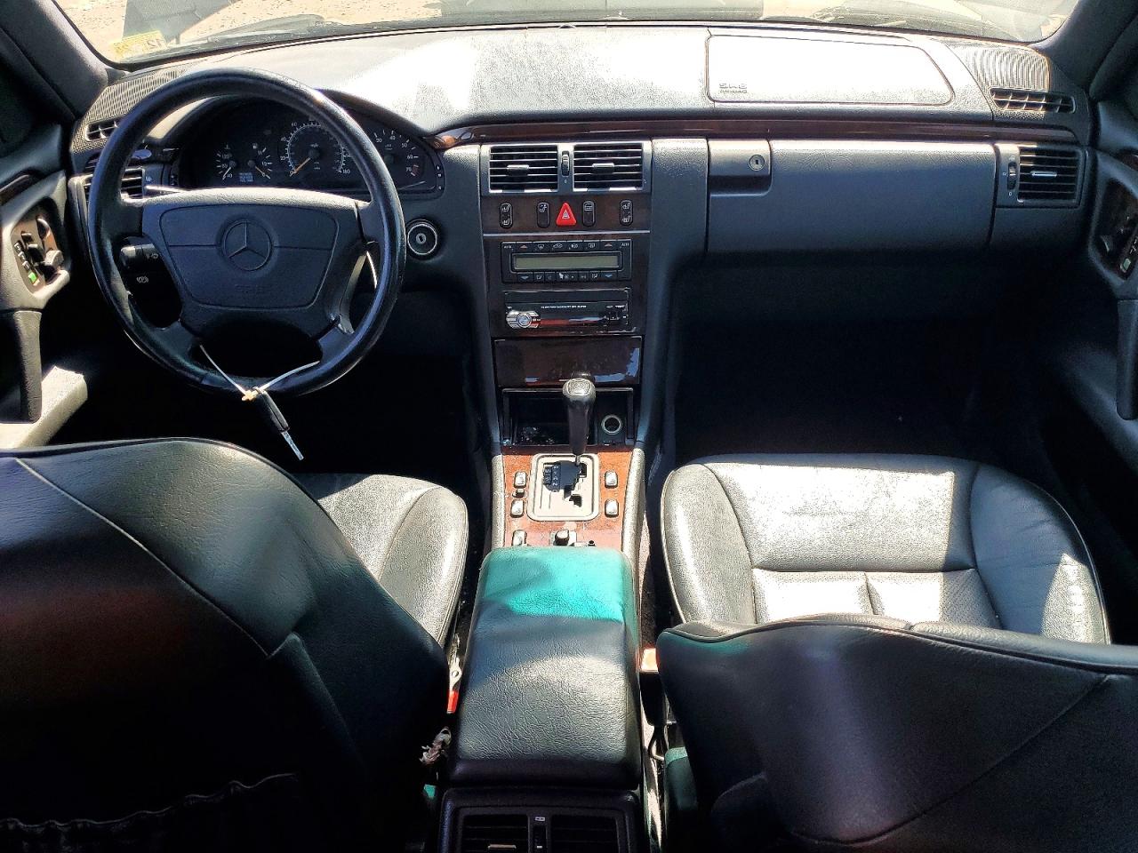 1997 Mercedes-benz E 320 Black vin: WDBJF55F4VA282916