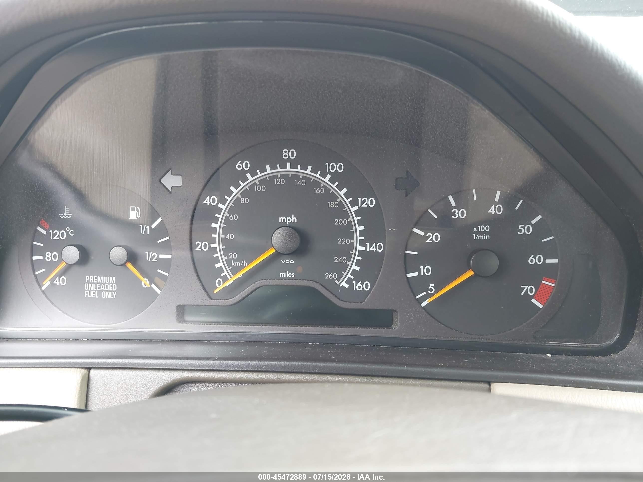 1997 Mercedes-benz E 320   Beige vin: WDBJF55F4VA308950