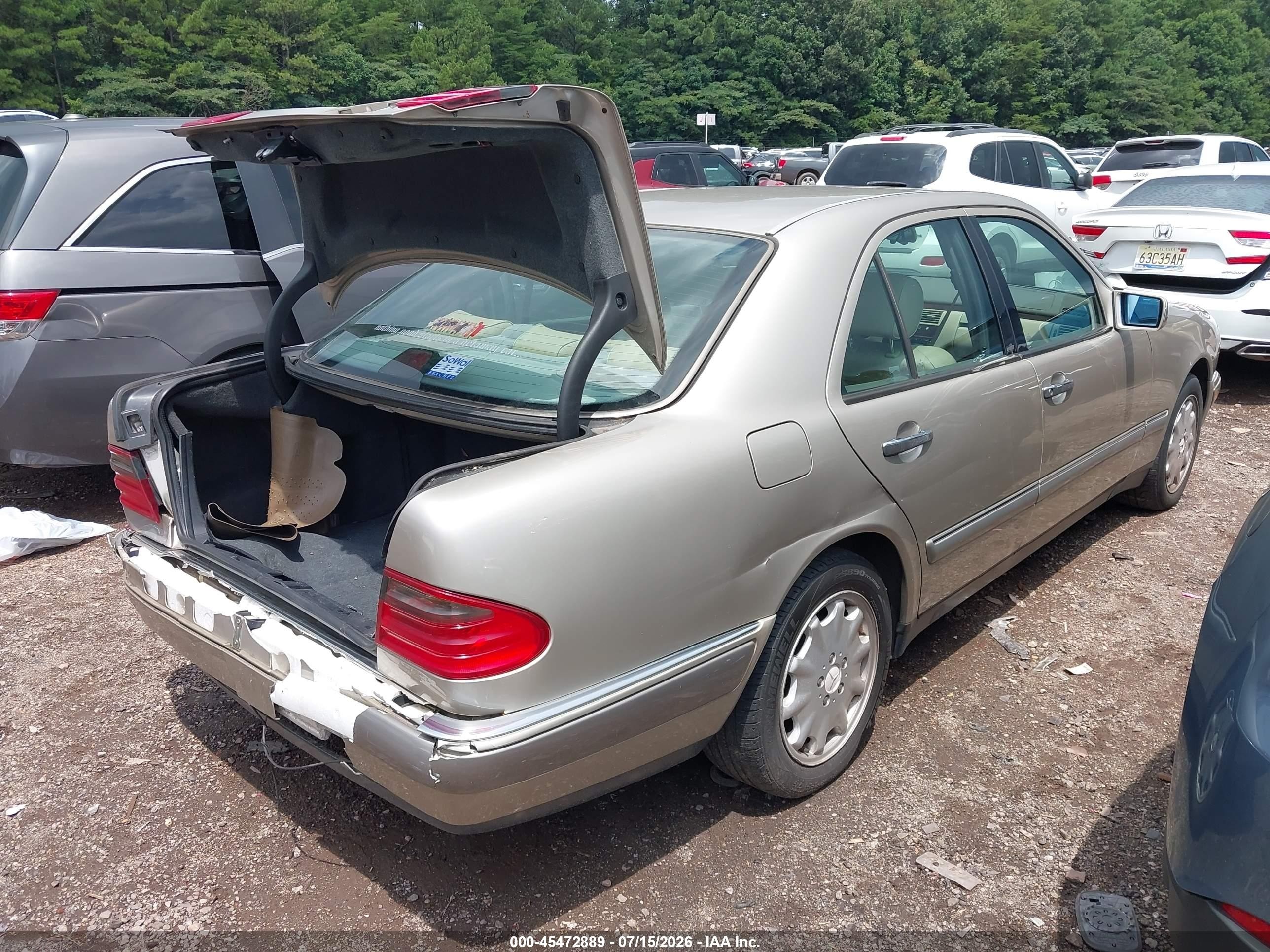1997 Mercedes-benz E 320   Beige vin: WDBJF55F4VA308950