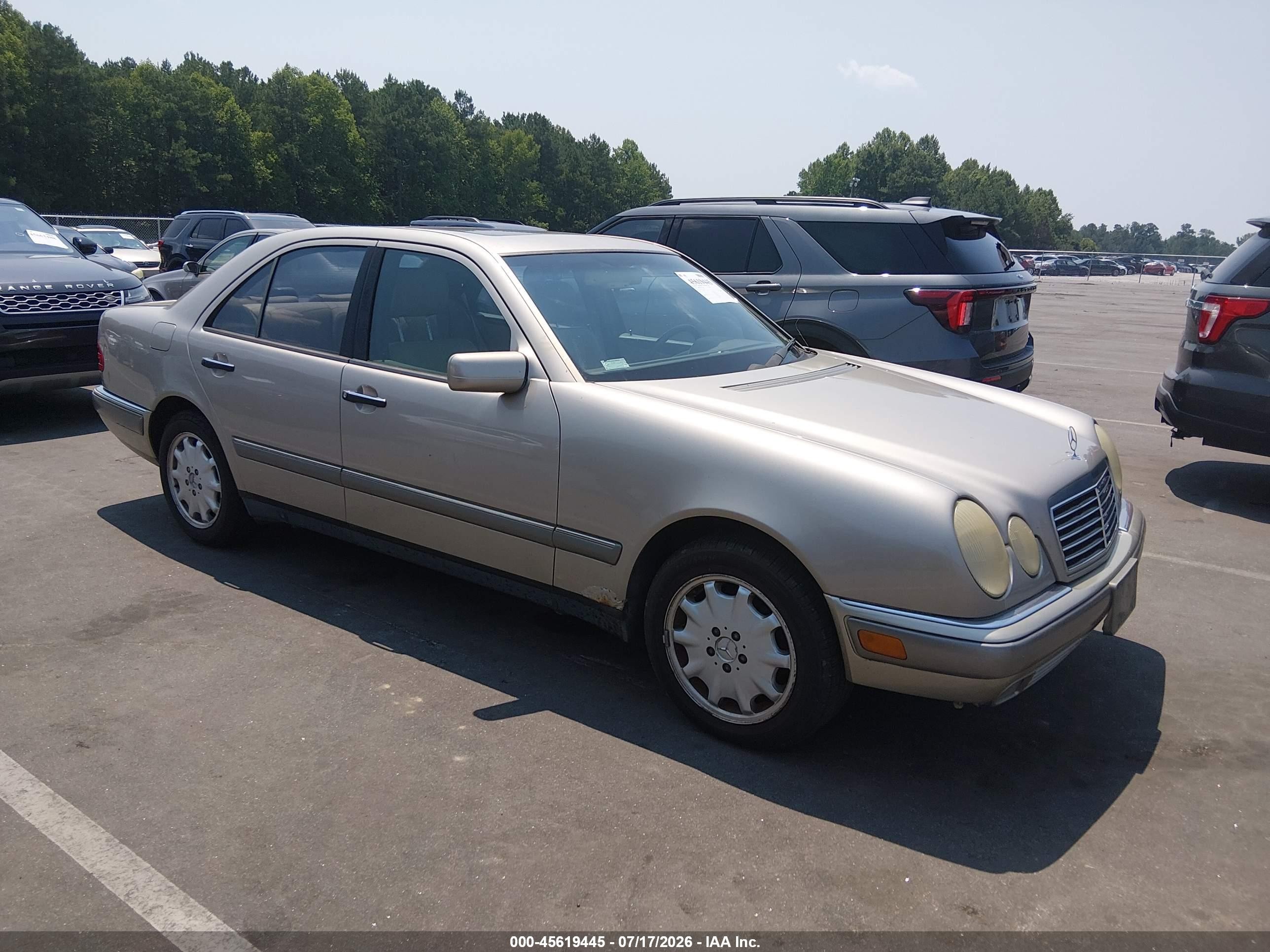 1997 Mercedes-benz E 320   Champagne vin: WDBJF55F4VA415707