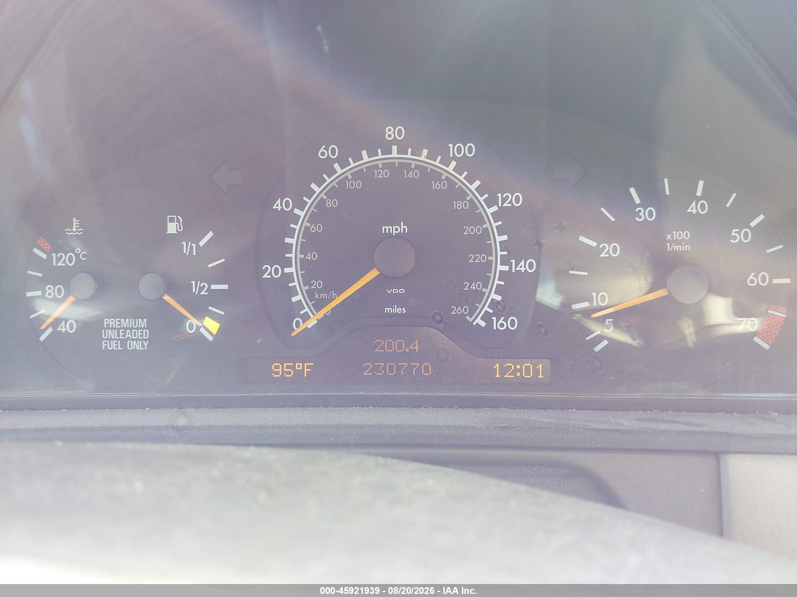 1997 Mercedes-benz E 320   Black vin: WDBJF55F4VA422415
