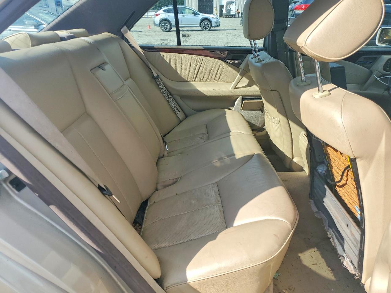 1997 Mercedes-benz E 320 Beige vin: WDBJF55F5VA351290