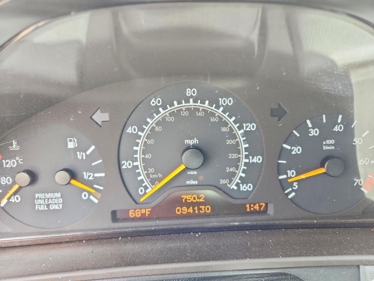 1997 Mercedes-benz E 320 Black vin: WDBJF55F5VA371409