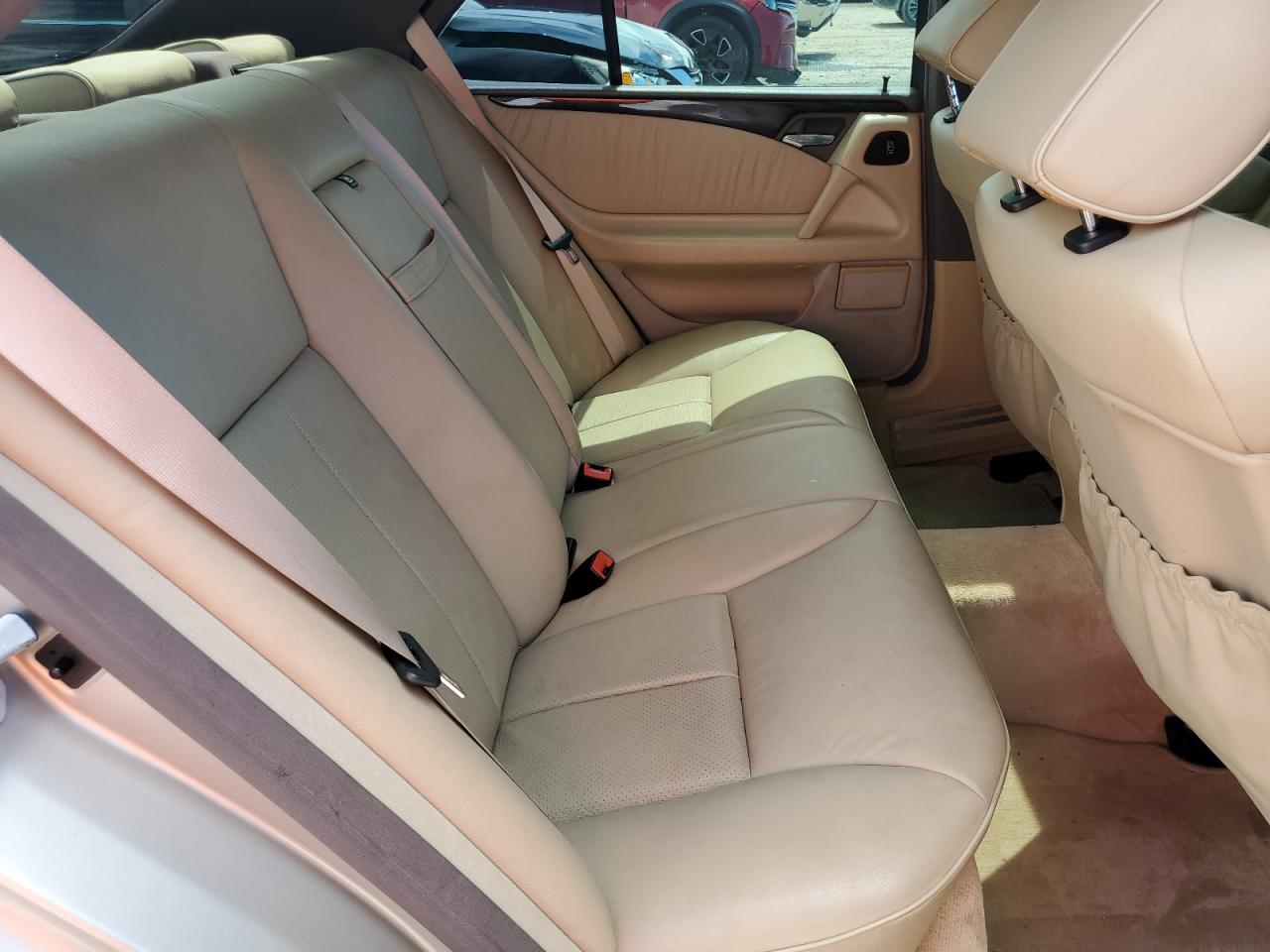 1997 Mercedes-benz E 320 Silver vin: WDBJF55F5VJ025733