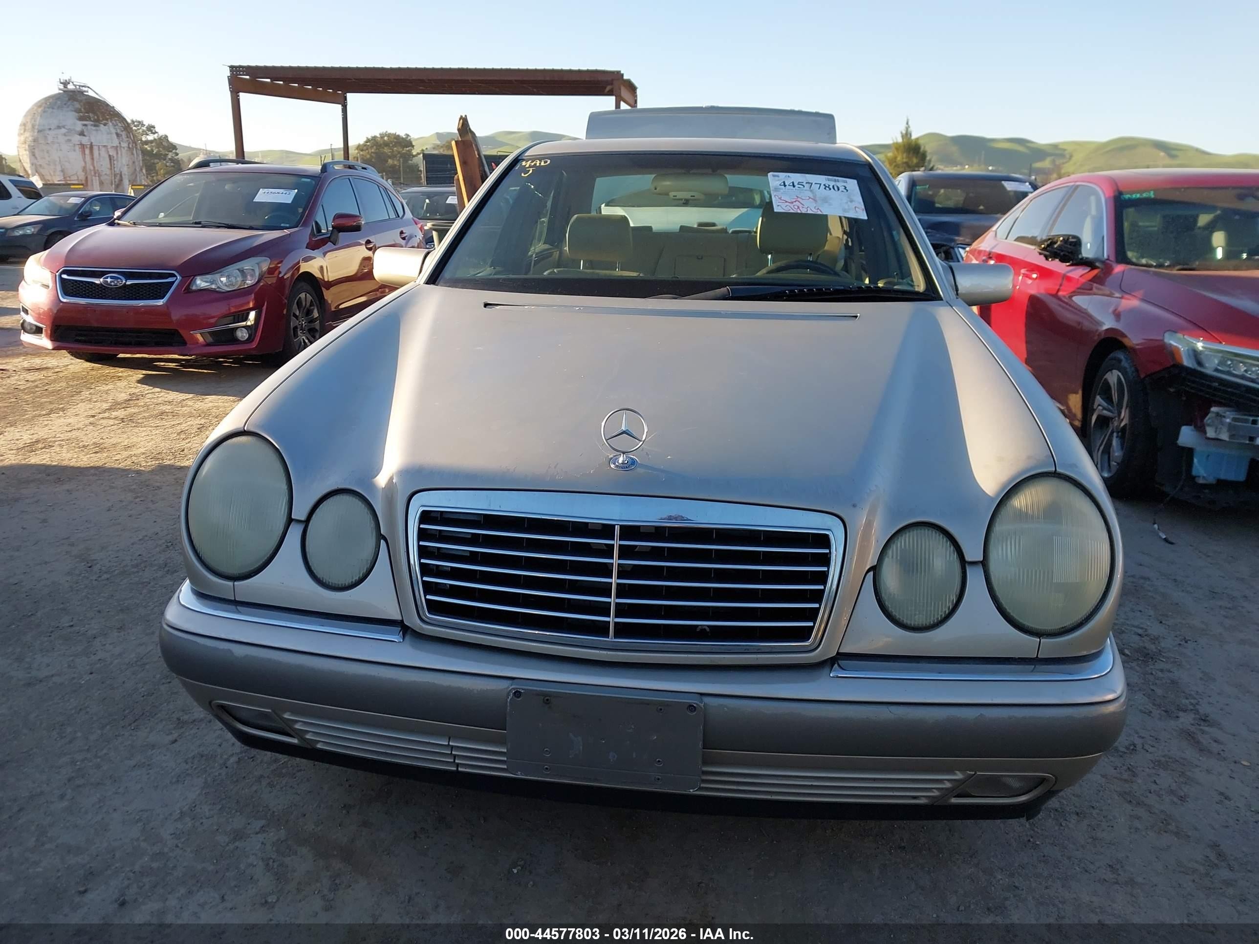 1997 Mercedes-benz E 320   Gold vin: WDBJF55F6VA423341