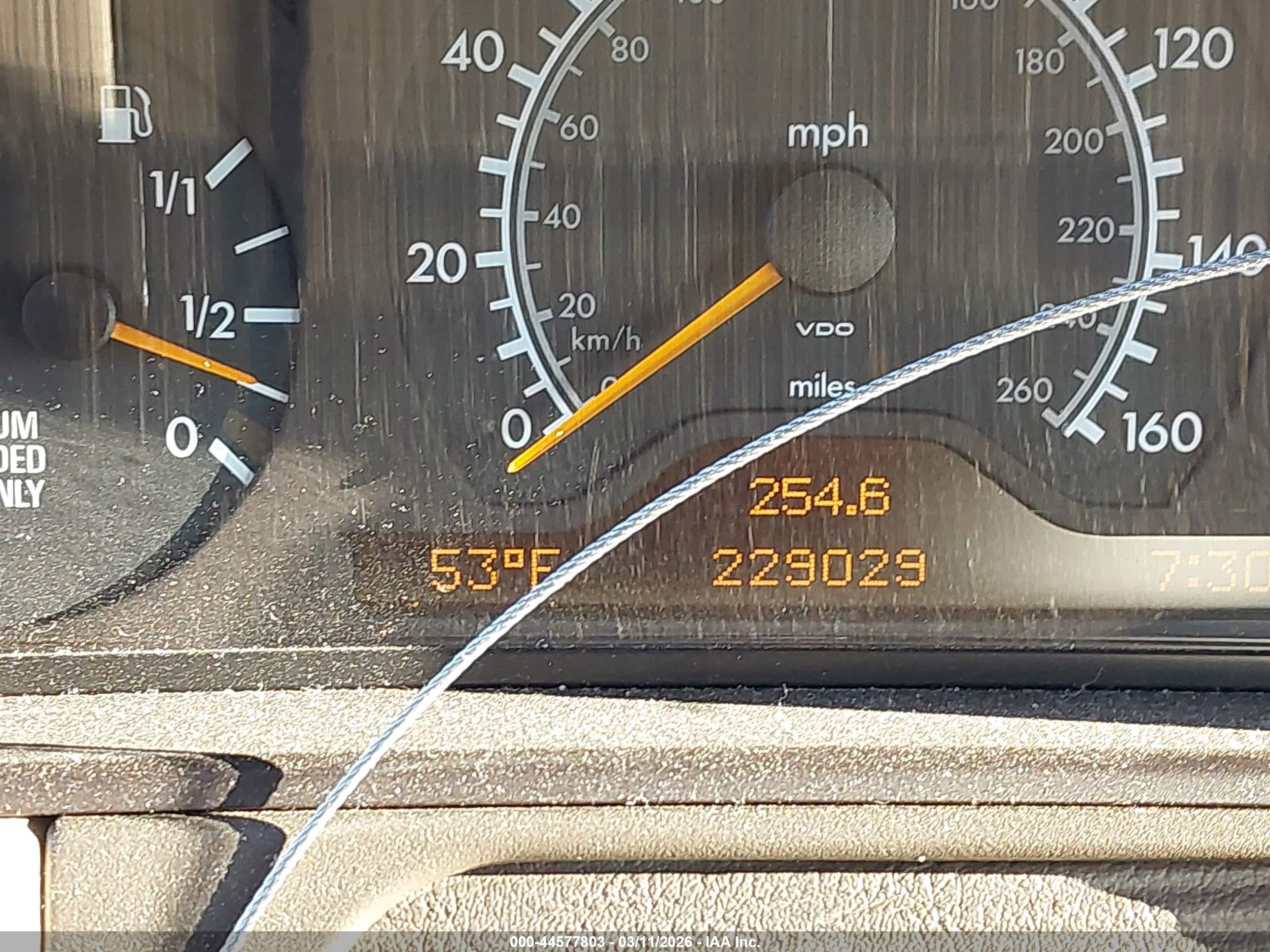1997 Mercedes-benz E 320   Gold vin: WDBJF55F6VA423341