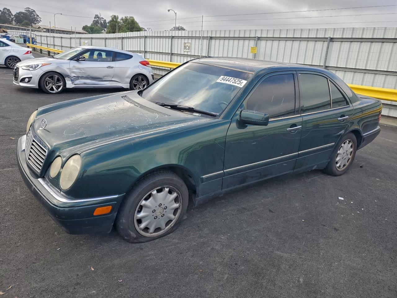 1997 Mercedes-benz E 320 Зеленый vin: WDBJF55F7VJ031730