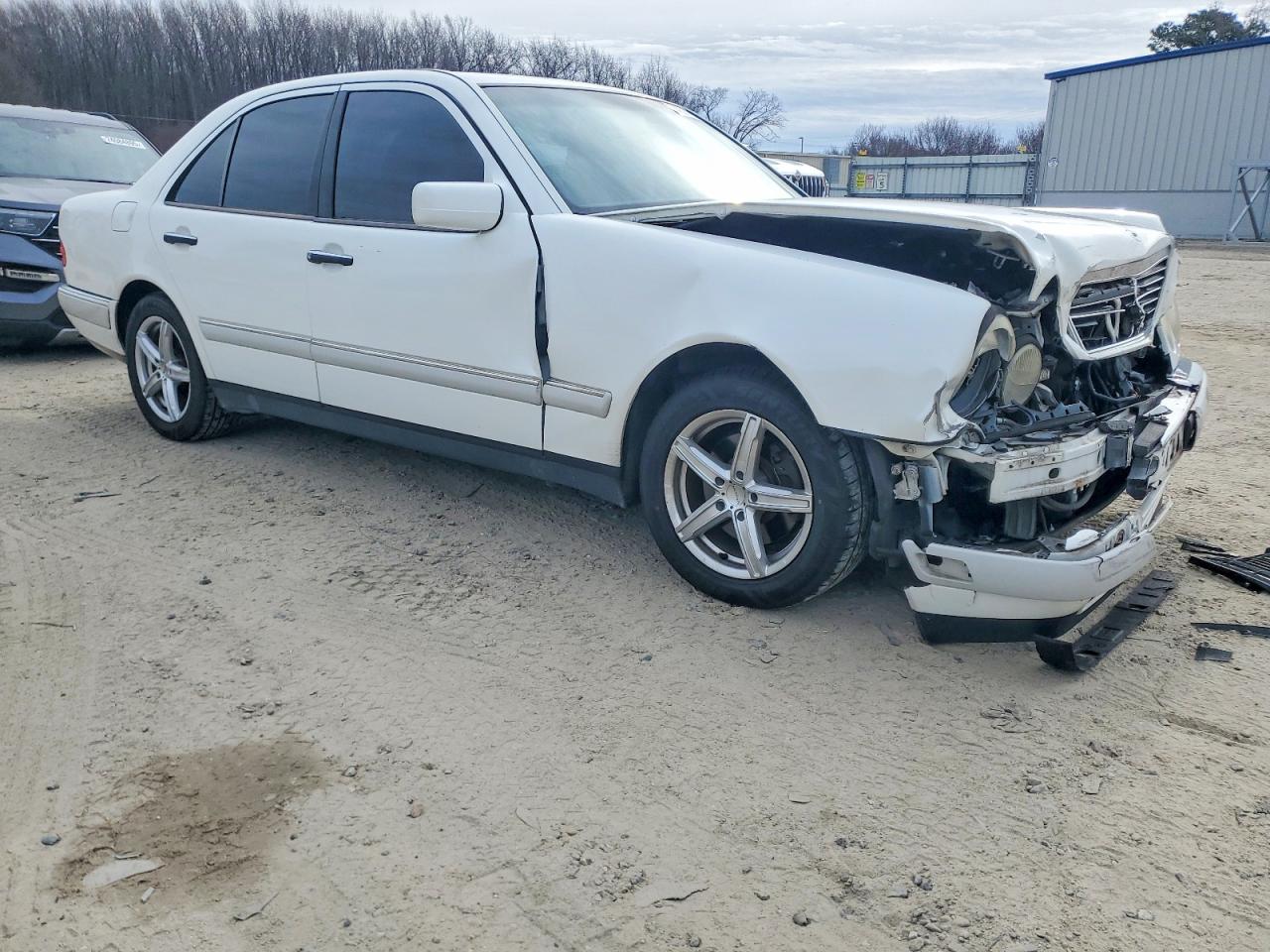 1997 Mercedes-benz E 320 Белый vin: WDBJF55F8VA346441