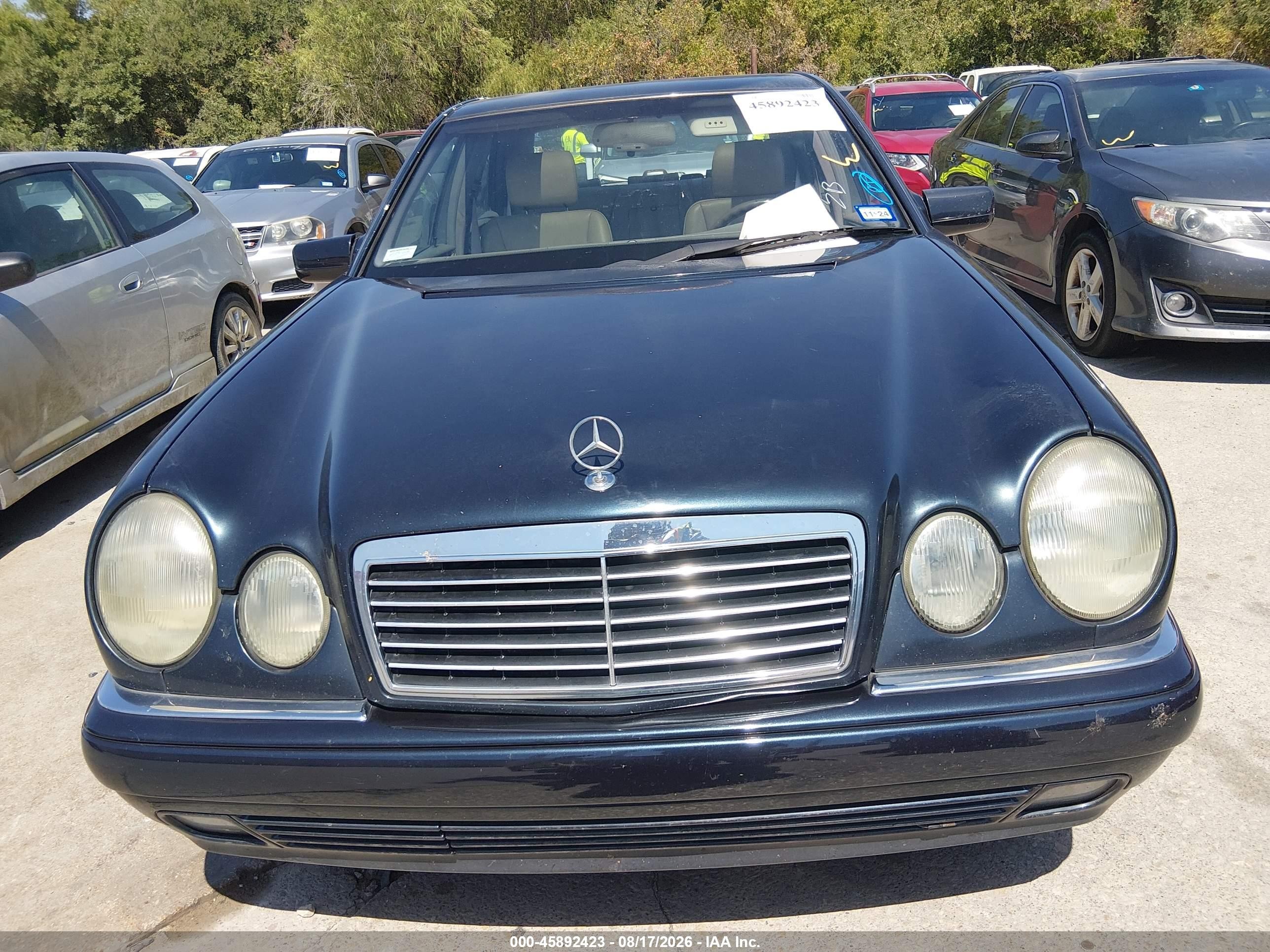 1996 Mercedes-benz E 320 Blue vin: WDBJF55F9TJ003716