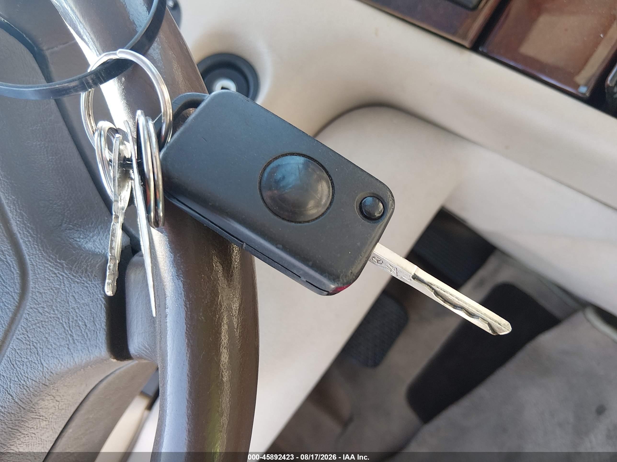 1996 Mercedes-benz E 320 Blue vin: WDBJF55F9TJ003716