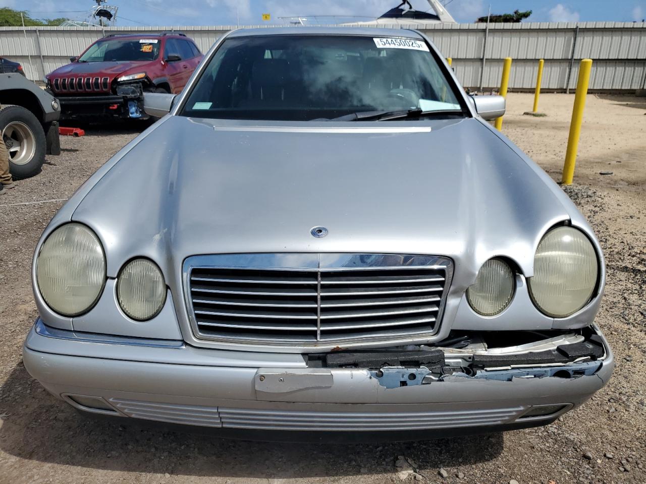 1997 Mercedes-benz E 320 Silver vin: WDBJF55F9VA330720