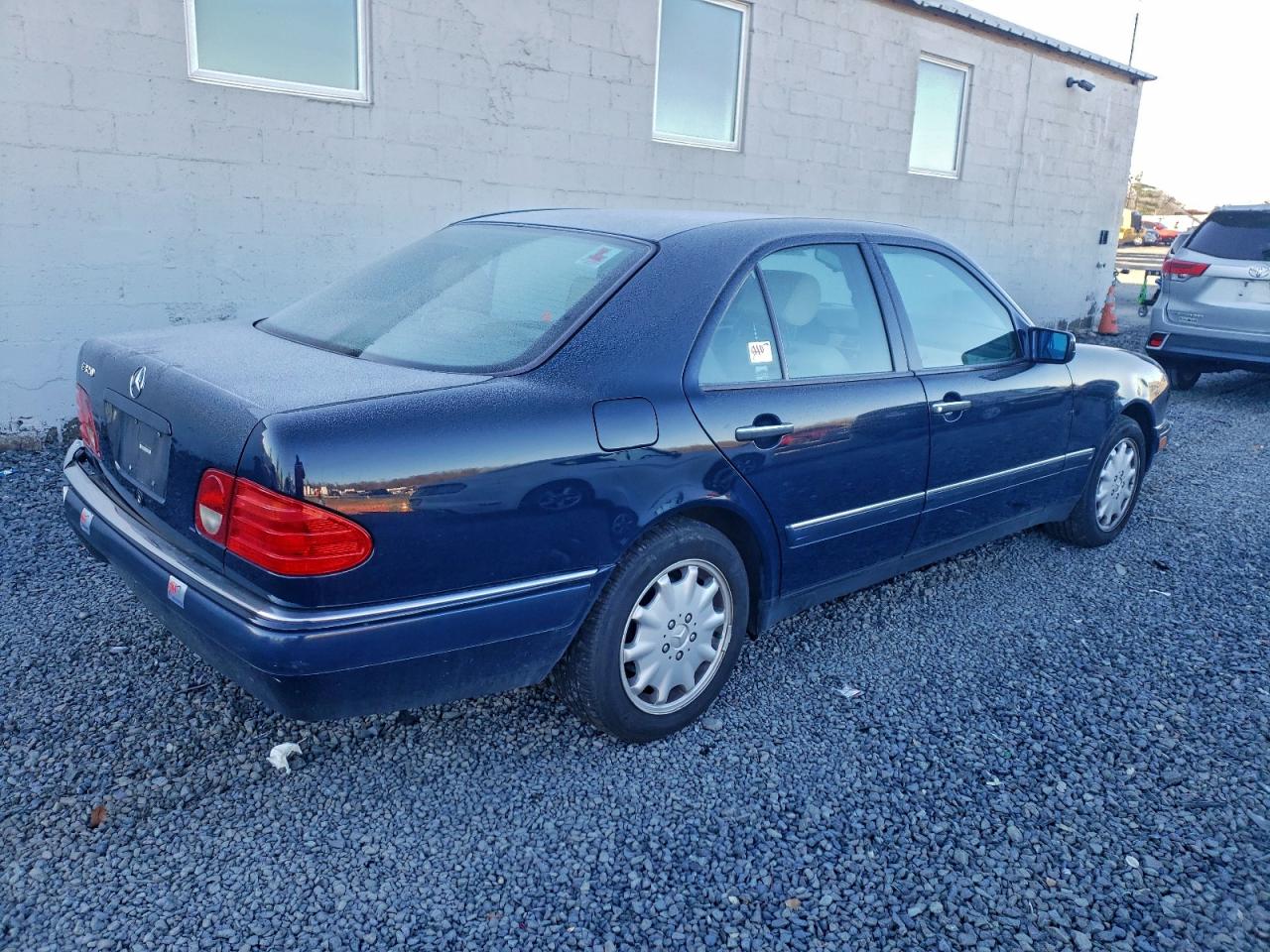1997 Mercedes-benz E 320 Black vin: WDBJF55F9VJ026870