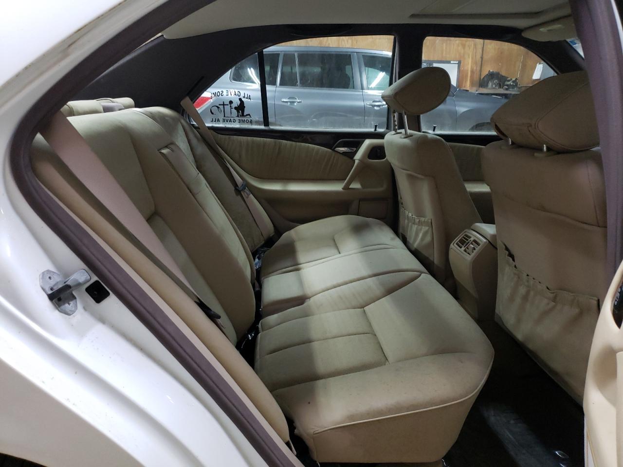 1997 Mercedes-benz E 320 White vin: WDBJF55FXVA365248