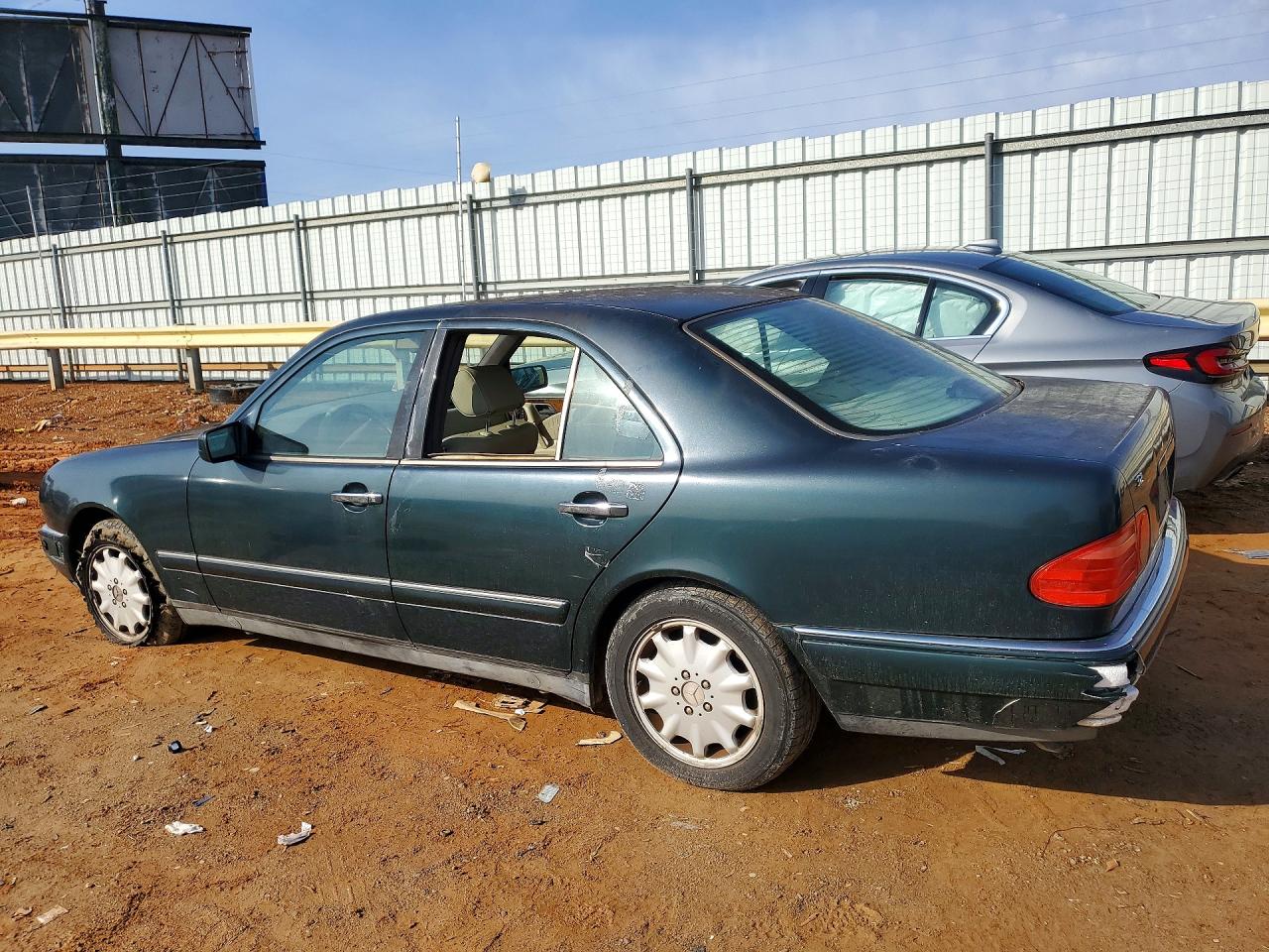 1997 Mercedes-benz E 320 Green vin: WDBJF55FXVA429479