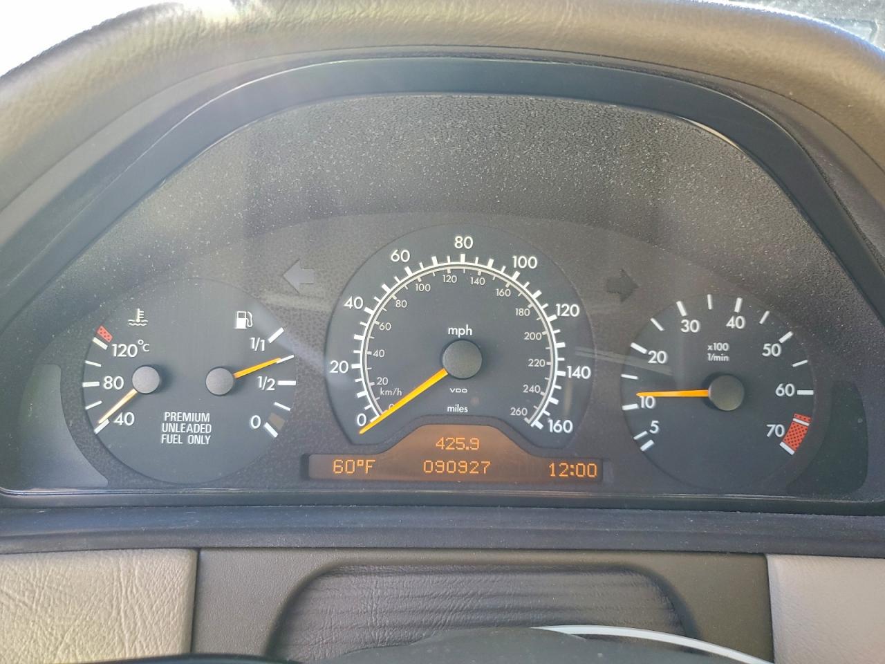1997 Mercedes-benz E-class E320 Green vin: WDBJF55FXVA435363