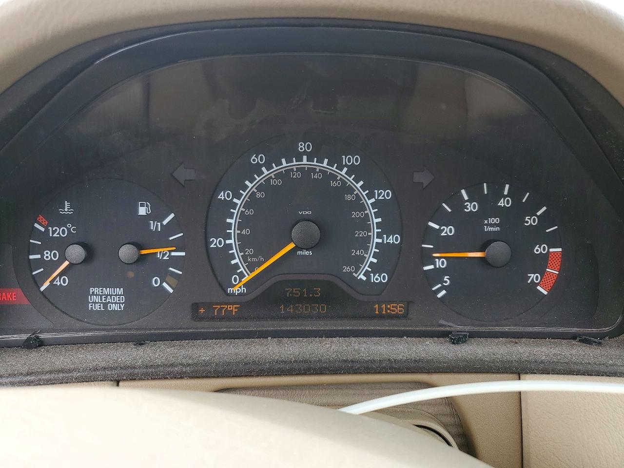 1998 Mercedes-benz E 320 Бежевый vin: WDBJF65F0WA459114