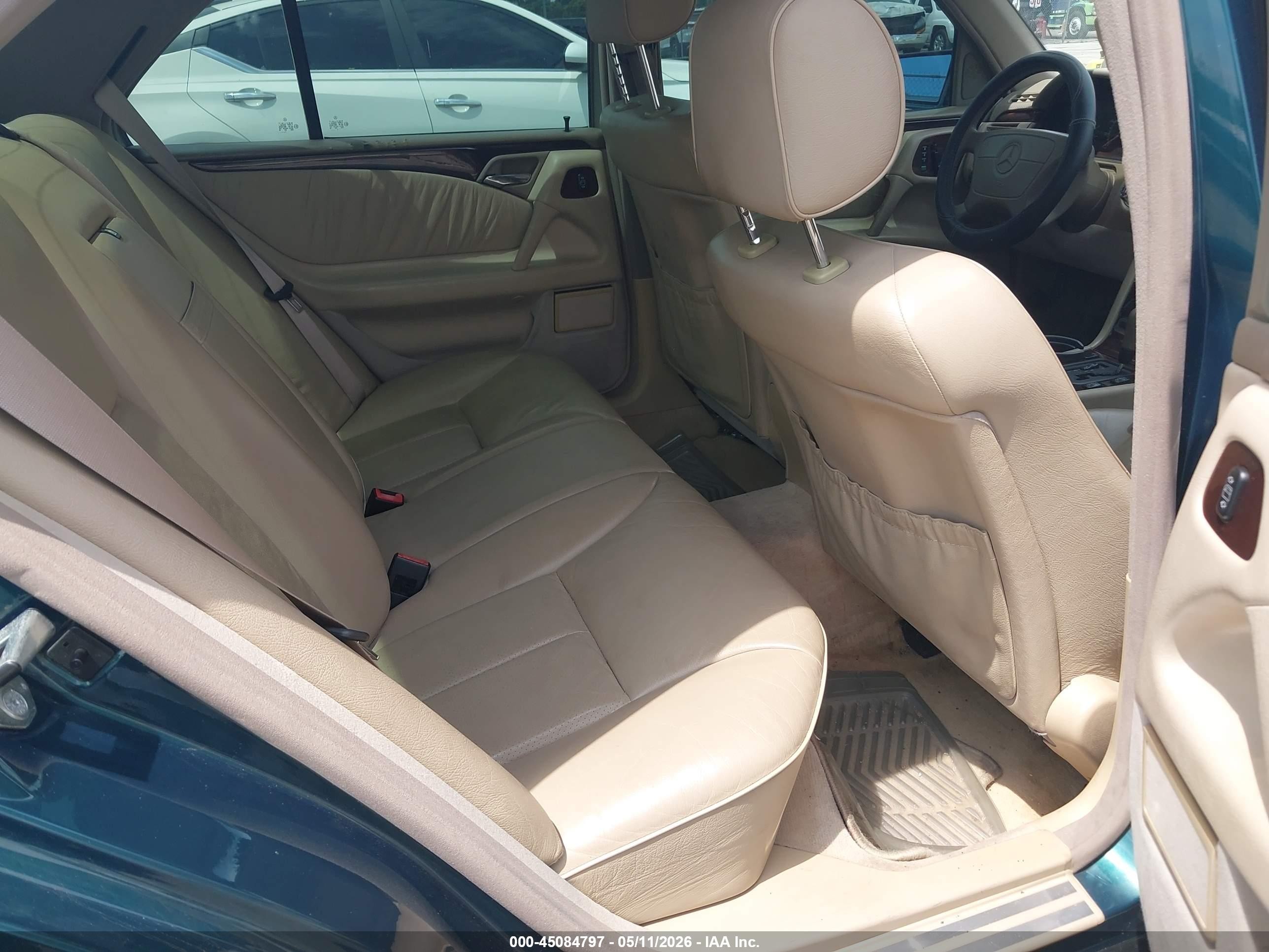 1998 Mercedes-benz E 320   Green vin: WDBJF65F0WA510370