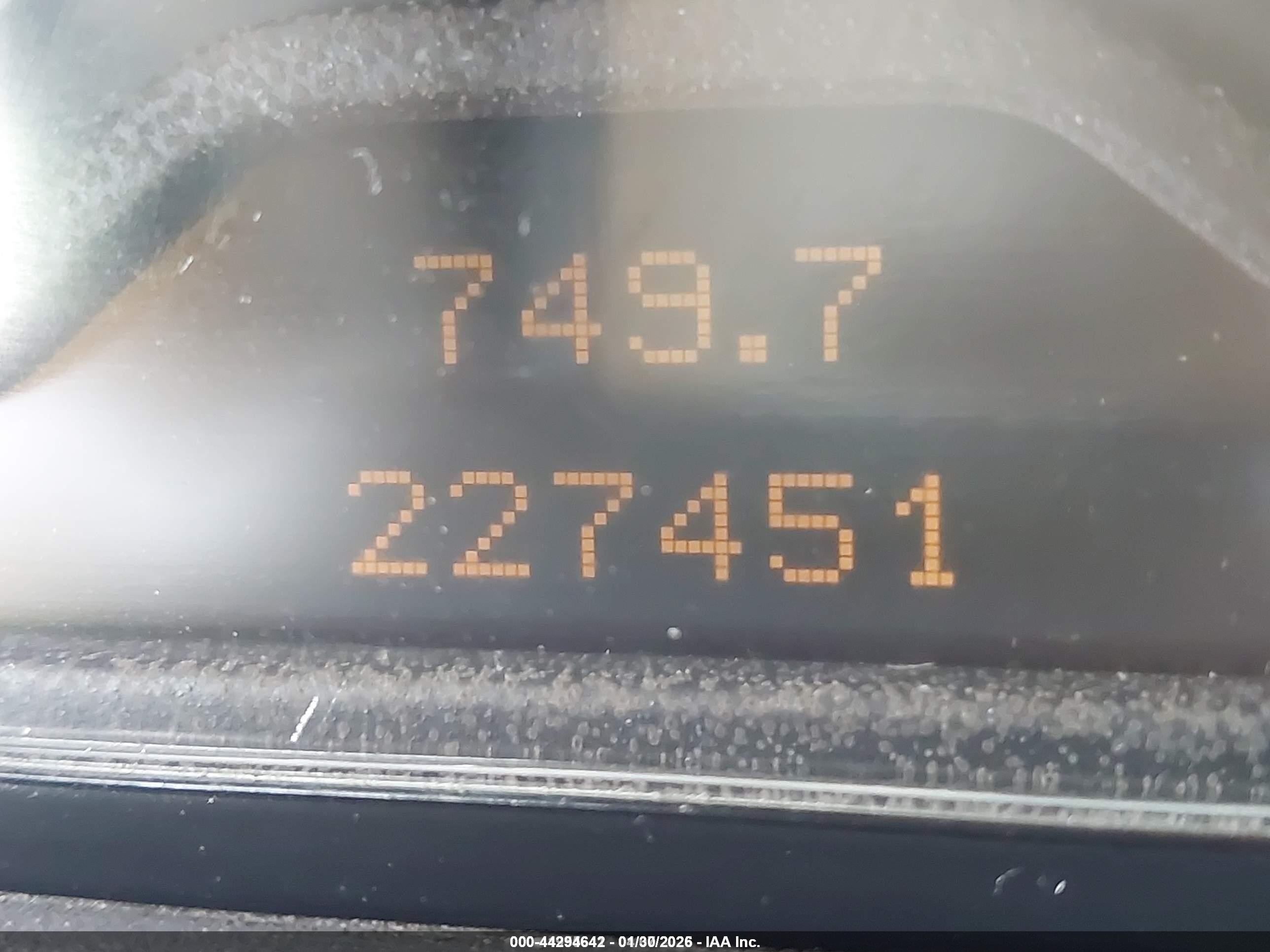 1998 Mercedes-benz E 320   White vin: WDBJF65F0WA659233