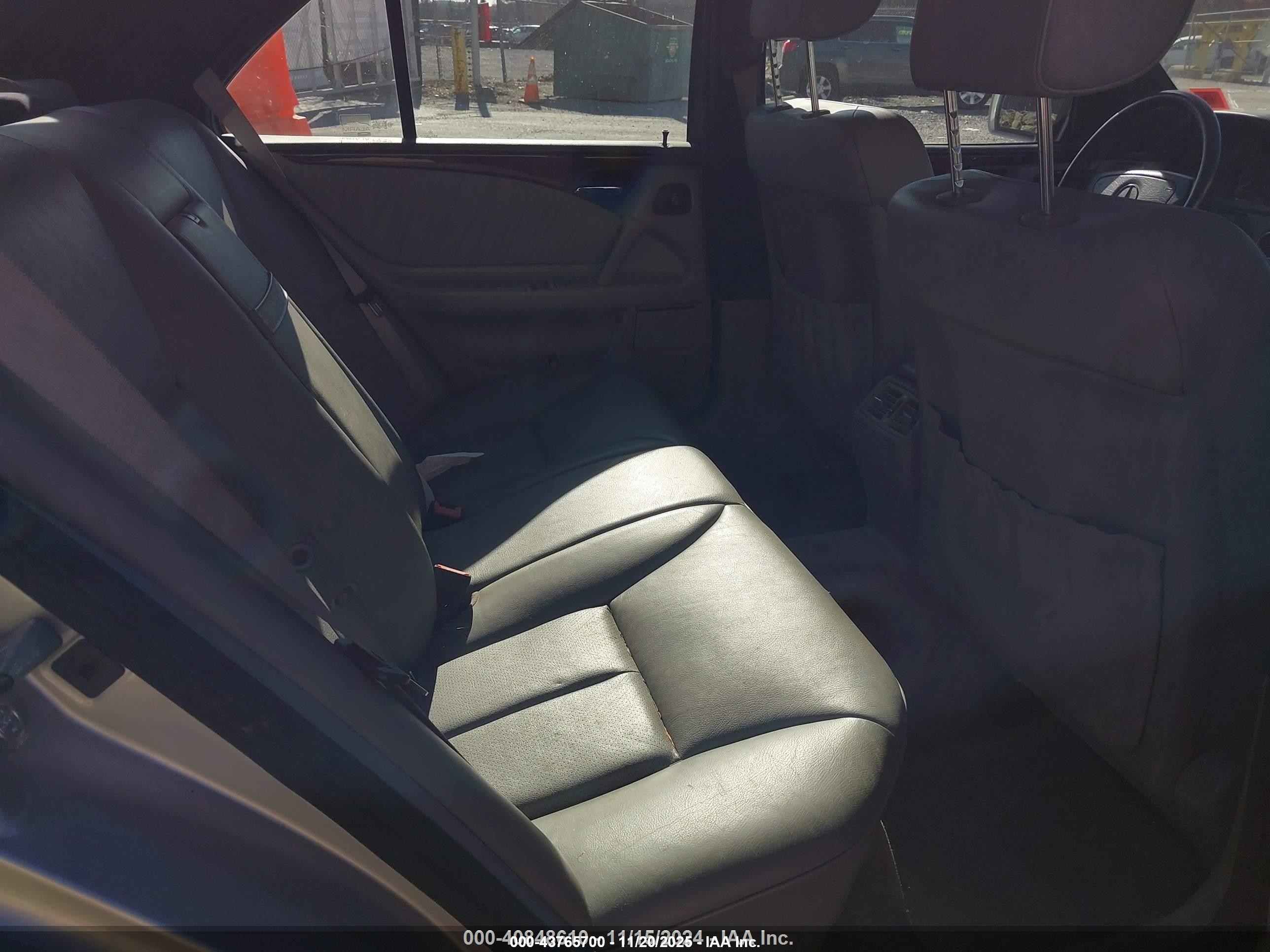1998 Mercedes-benz E 320   Silver vin: WDBJF65F0WA679546