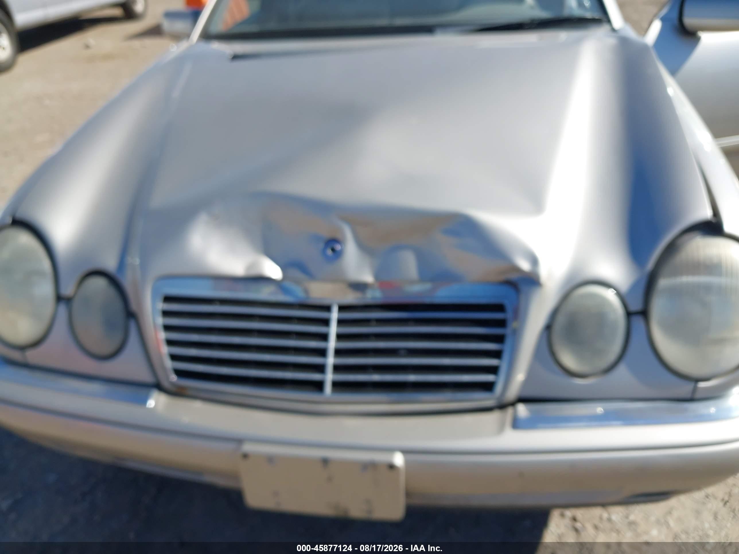 1998 Mercedes-benz E 320   Tan vin: WDBJF65F2WA603780