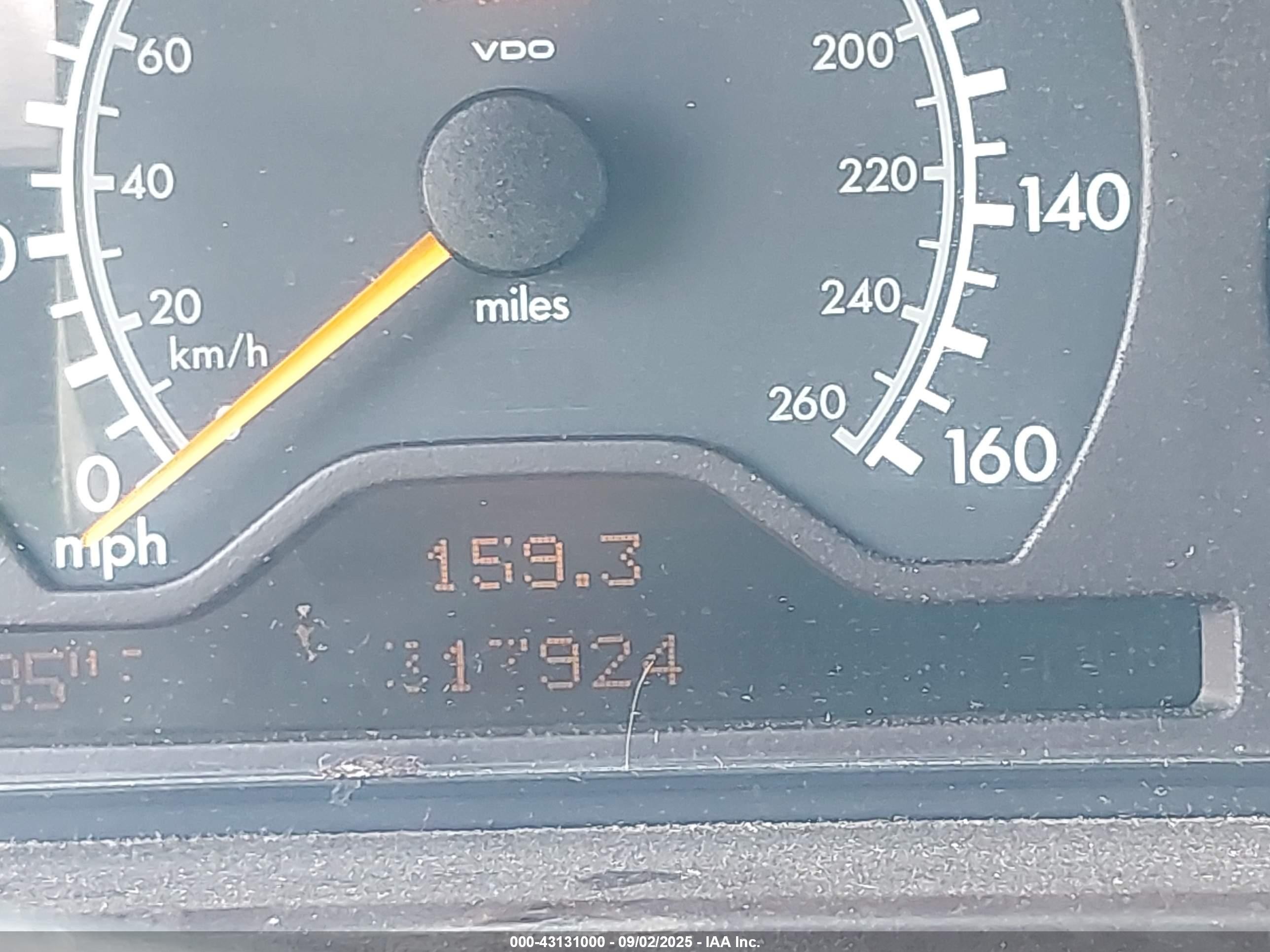 1998 Mercedes-benz E 320   Зеленый vin: WDBJF65F2WA645365
