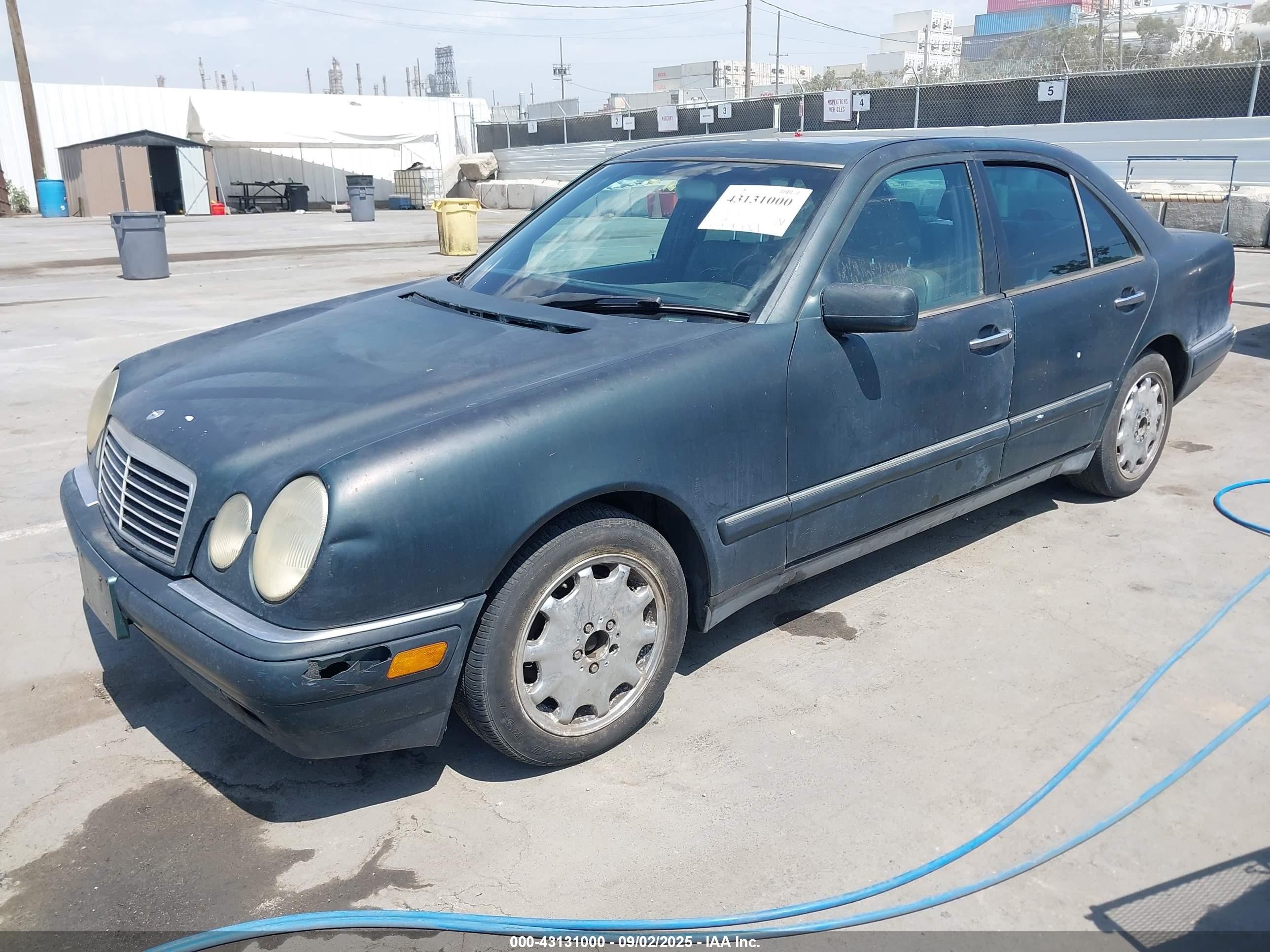1998 Mercedes-benz E 320   Зеленый vin: WDBJF65F2WA645365