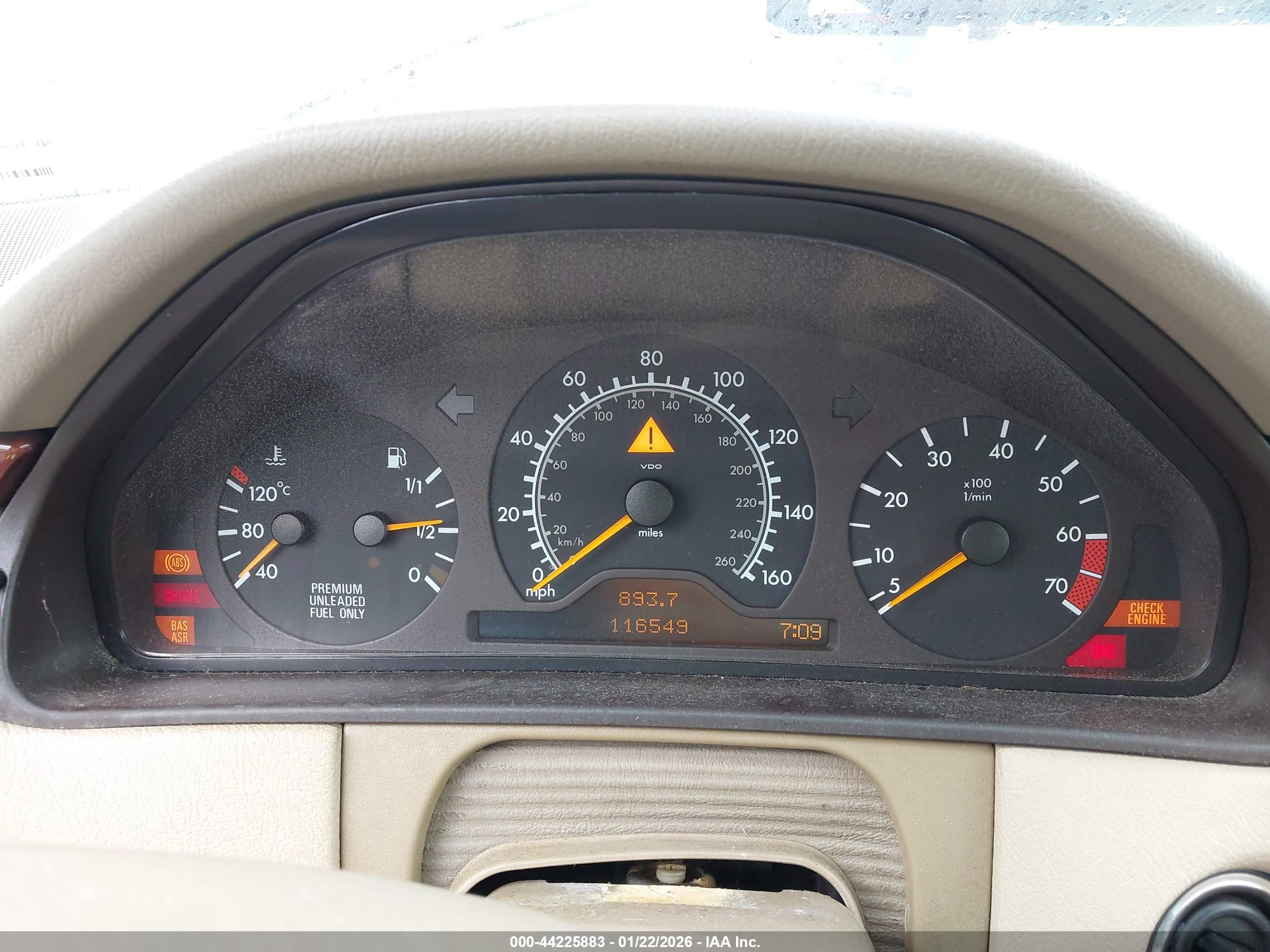 1998 Mercedes-benz E 320   Зеленый vin: WDBJF65F4WA442977