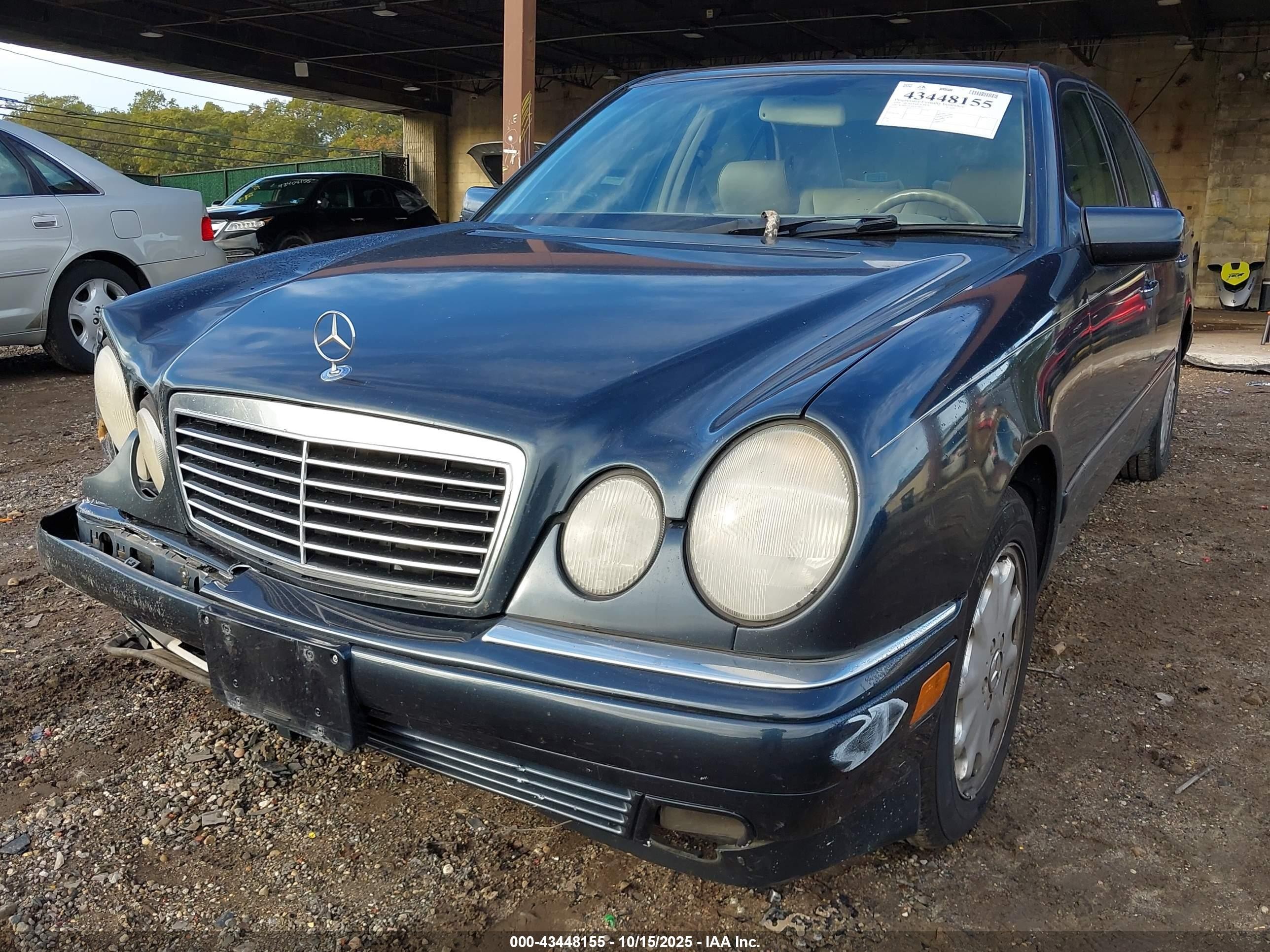 1998 Mercedes-benz E 320   Black vin: WDBJF65F4WA538995