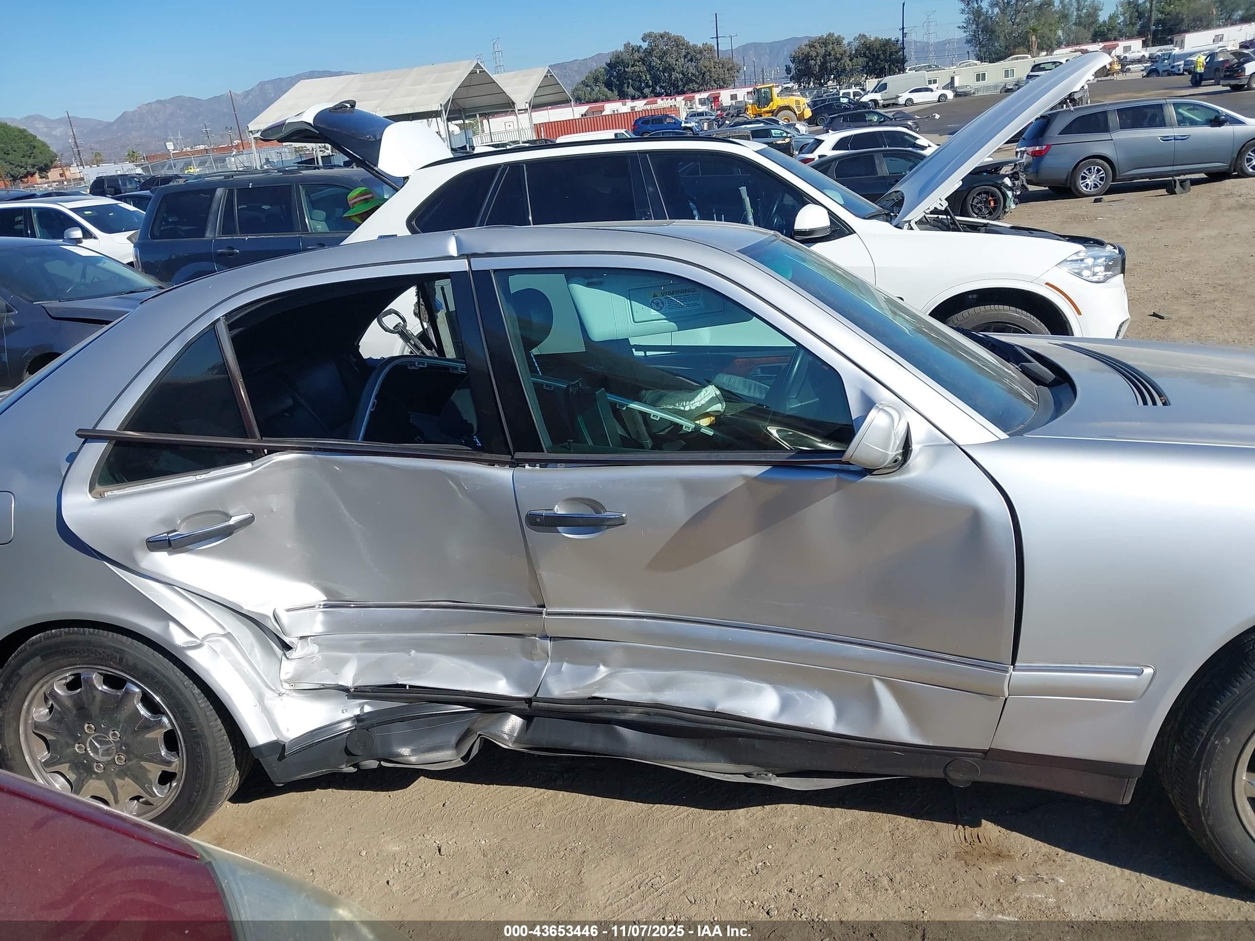 1998 Mercedes-benz E 320   Silver vin: WDBJF65F4WA699931
