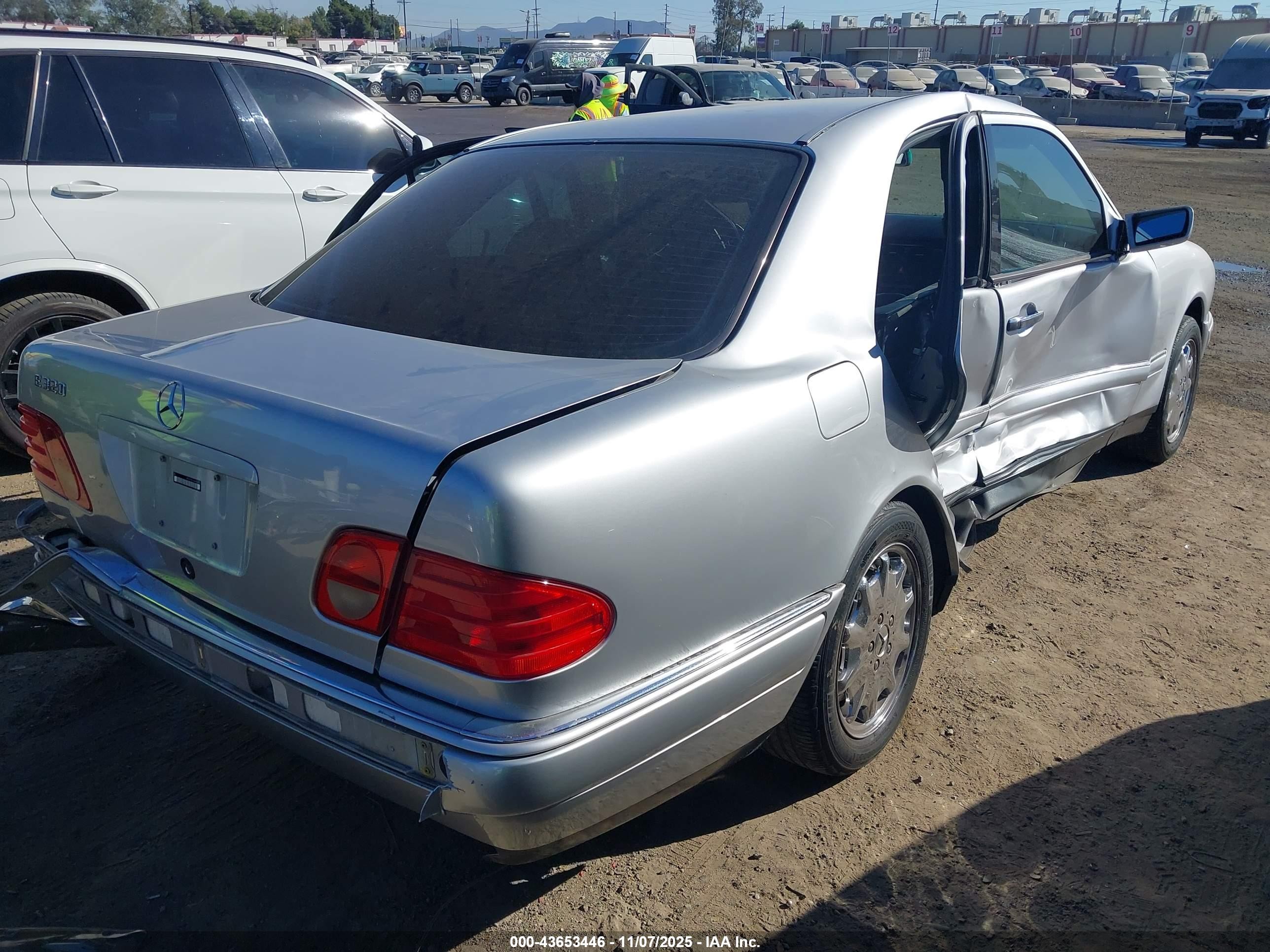 1998 Mercedes-benz E 320   Silver vin: WDBJF65F4WA699931
