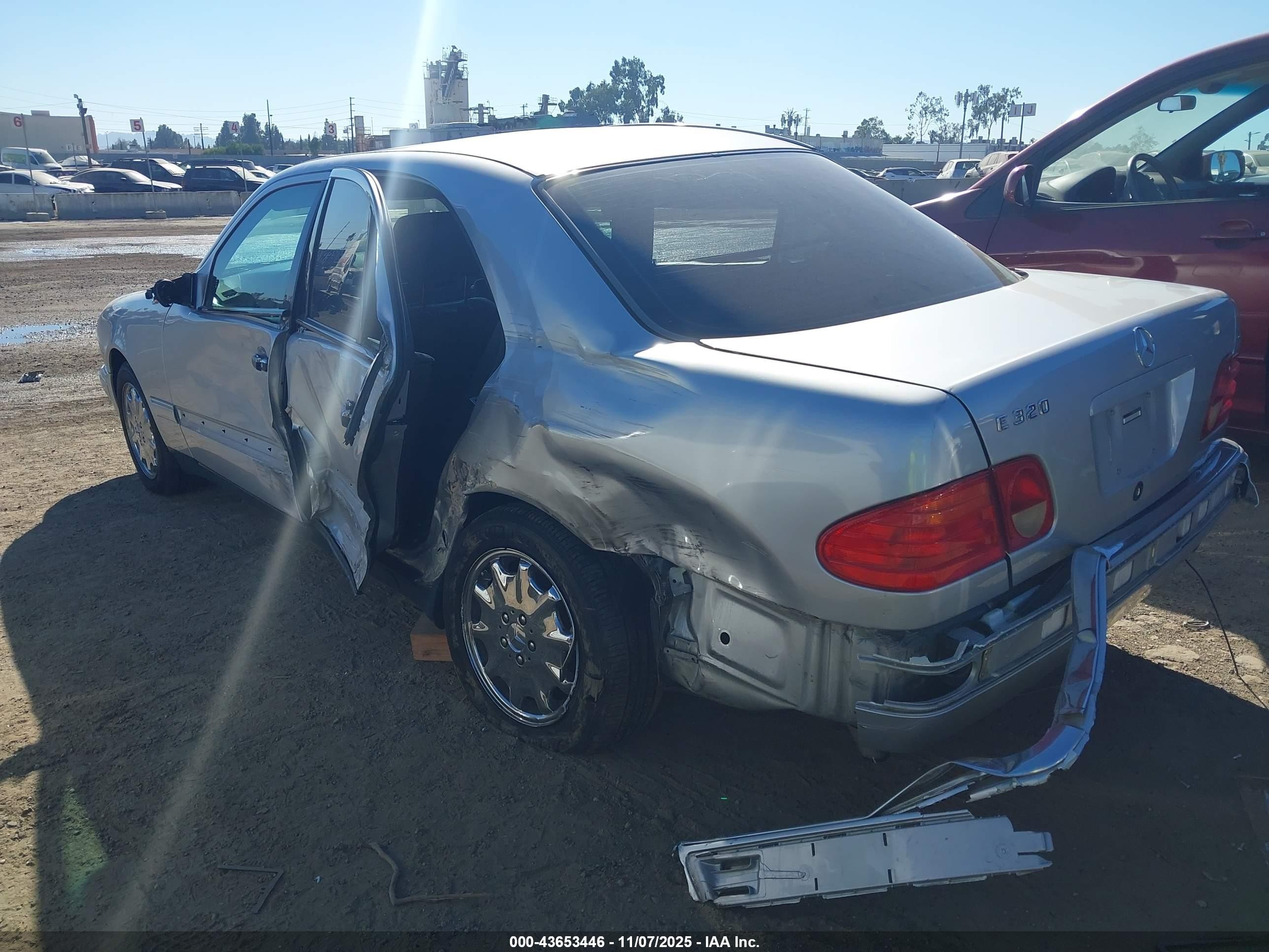 1998 Mercedes-benz E 320   Silver vin: WDBJF65F4WA699931