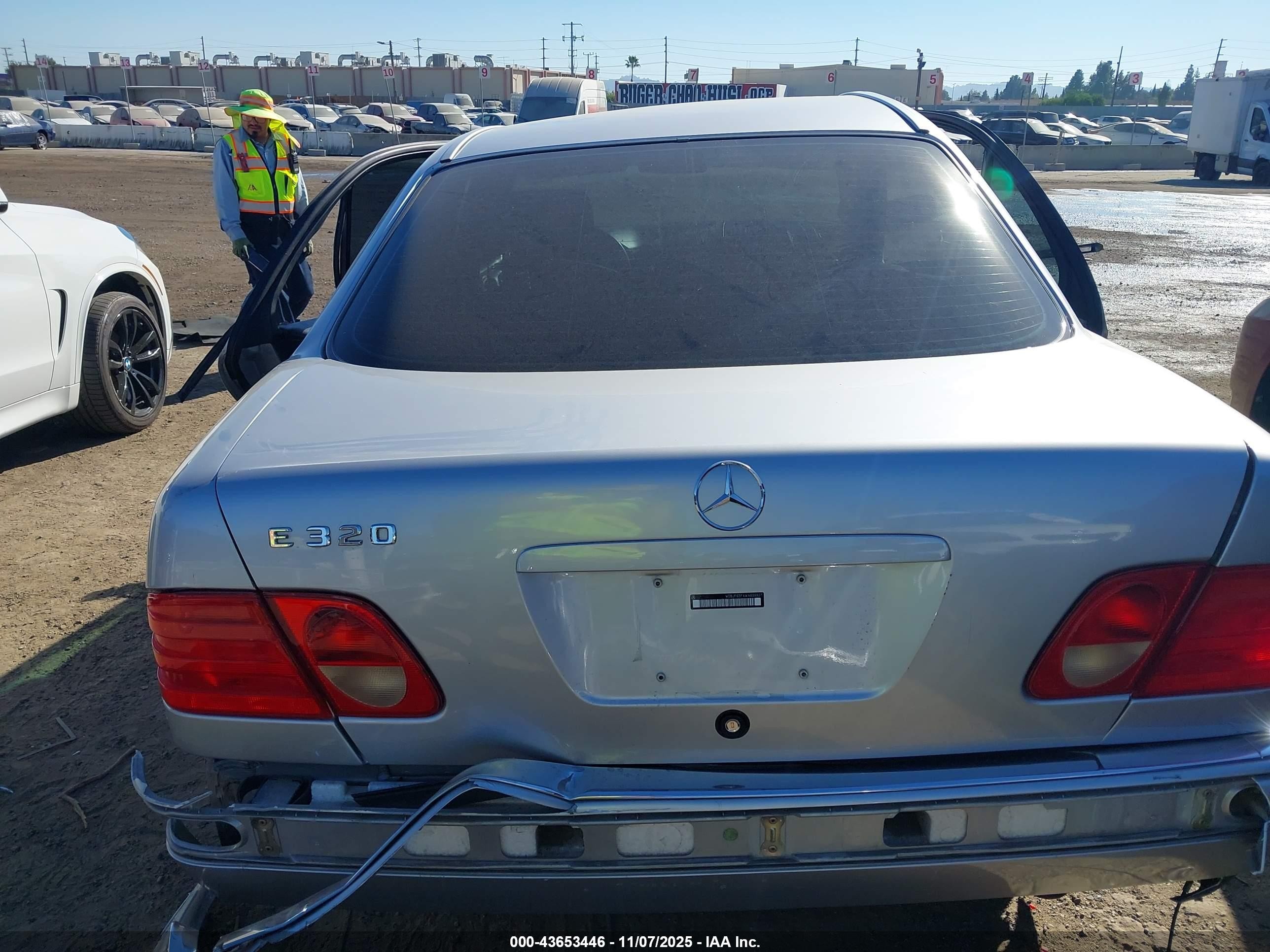 1998 Mercedes-benz E 320   Silver vin: WDBJF65F4WA699931