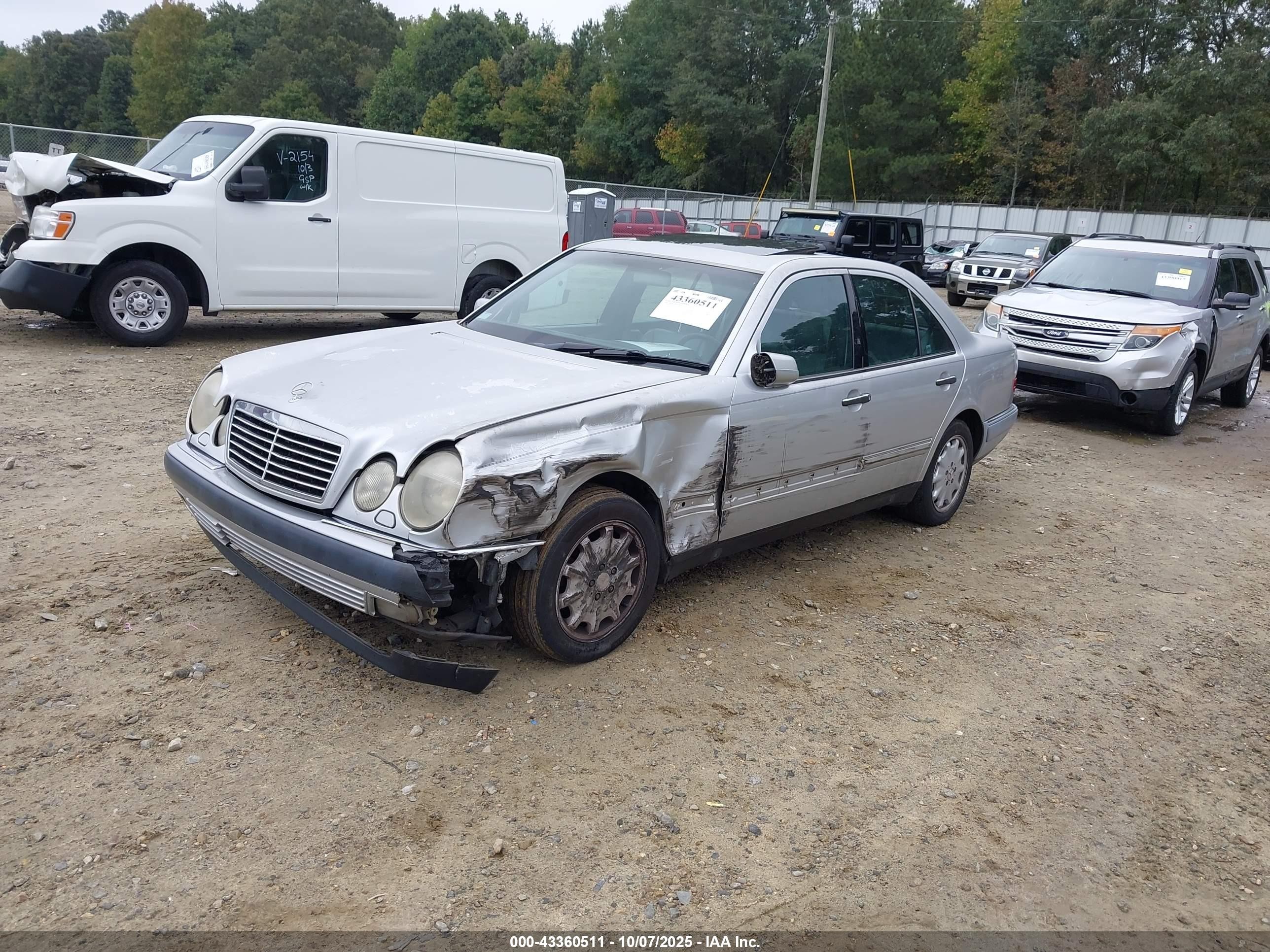1998 Mercedes-benz E 320   Silver vin: WDBJF65F5WA437514