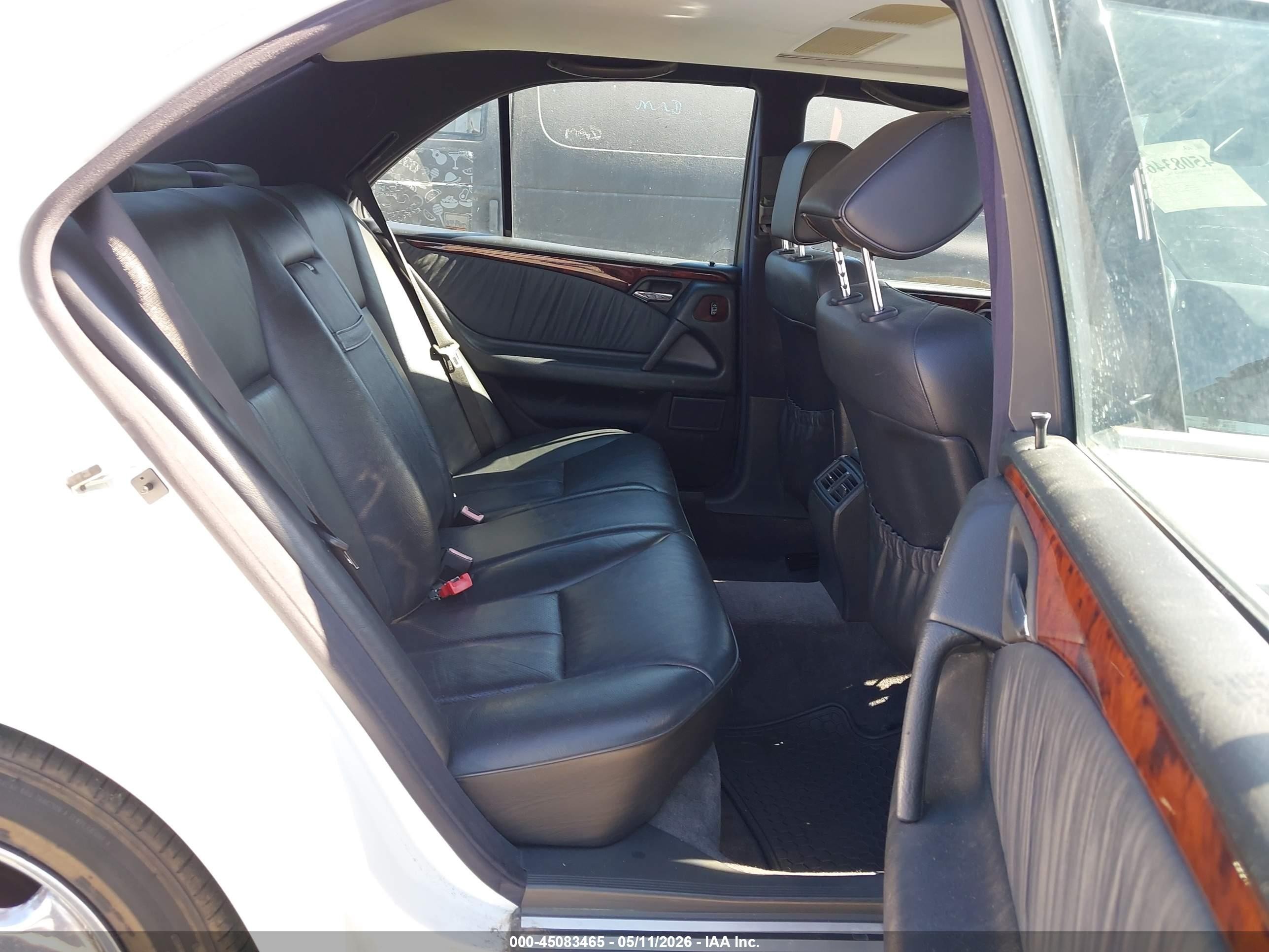 1998 Mercedes-benz E 320   White vin: WDBJF65F5WA549715