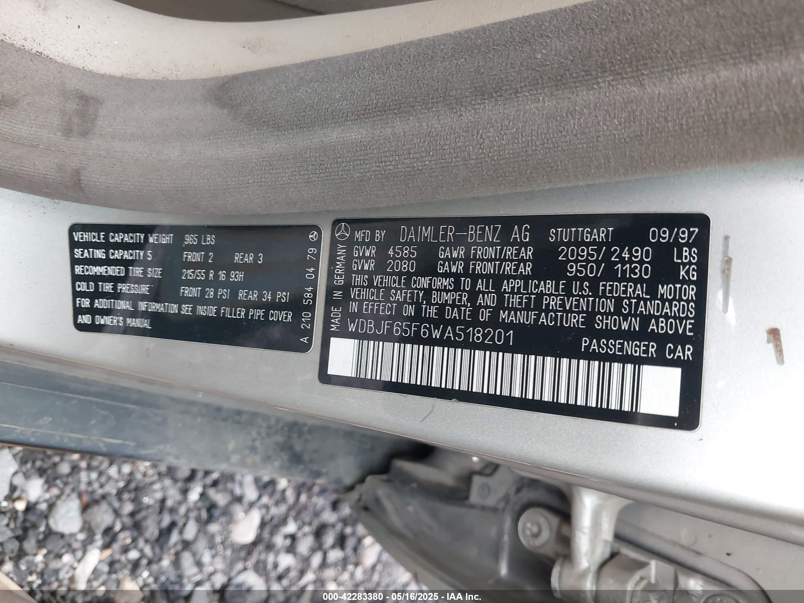 1998 Mercedes-benz E 320   Золотой vin: WDBJF65F6WA518201