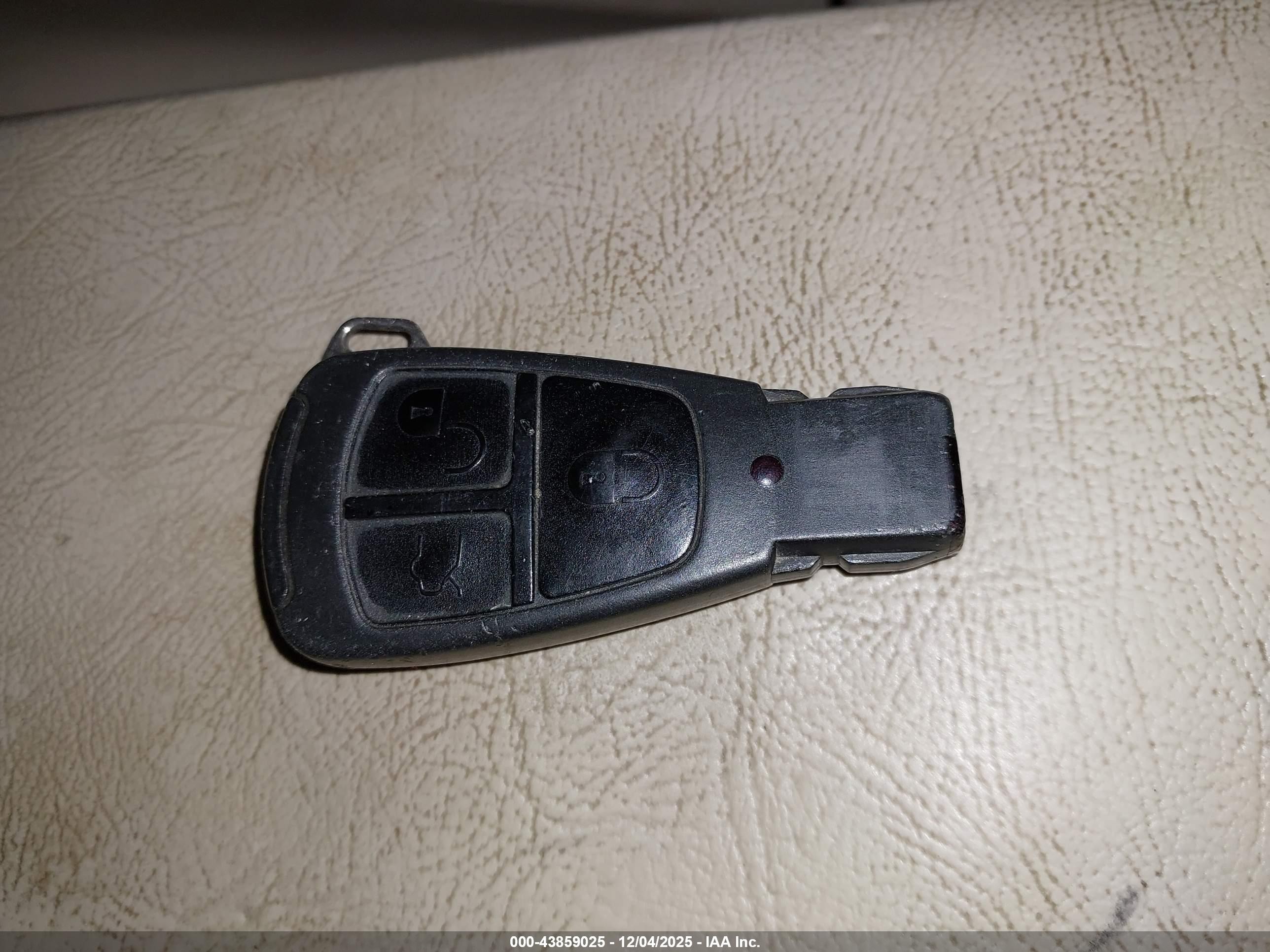 1998 Mercedes-benz E 320   Black vin: WDBJF65F6WA553191