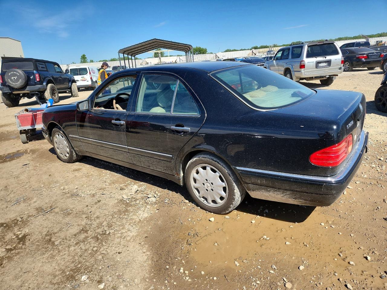 1998 Mercedes-benz E 320 Black vin: WDBJF65F6WA621456