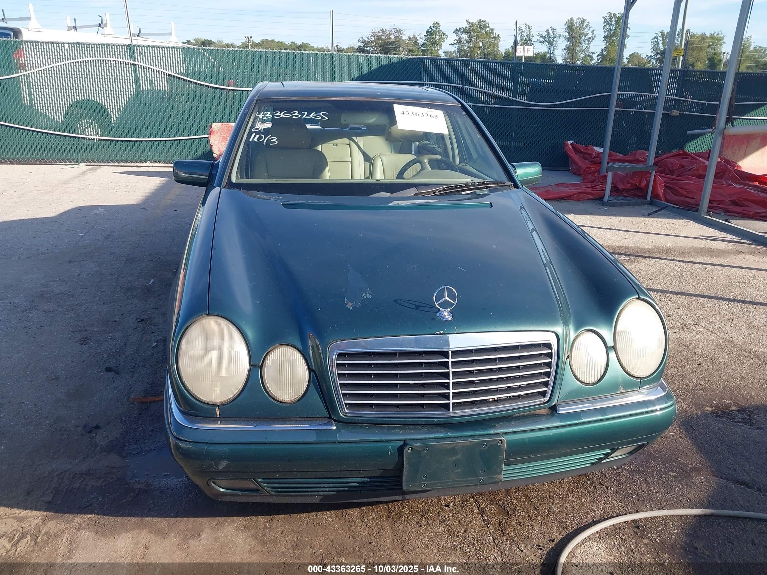 1998 Mercedes-benz E 320   Green vin: WDBJF65F6WA676179