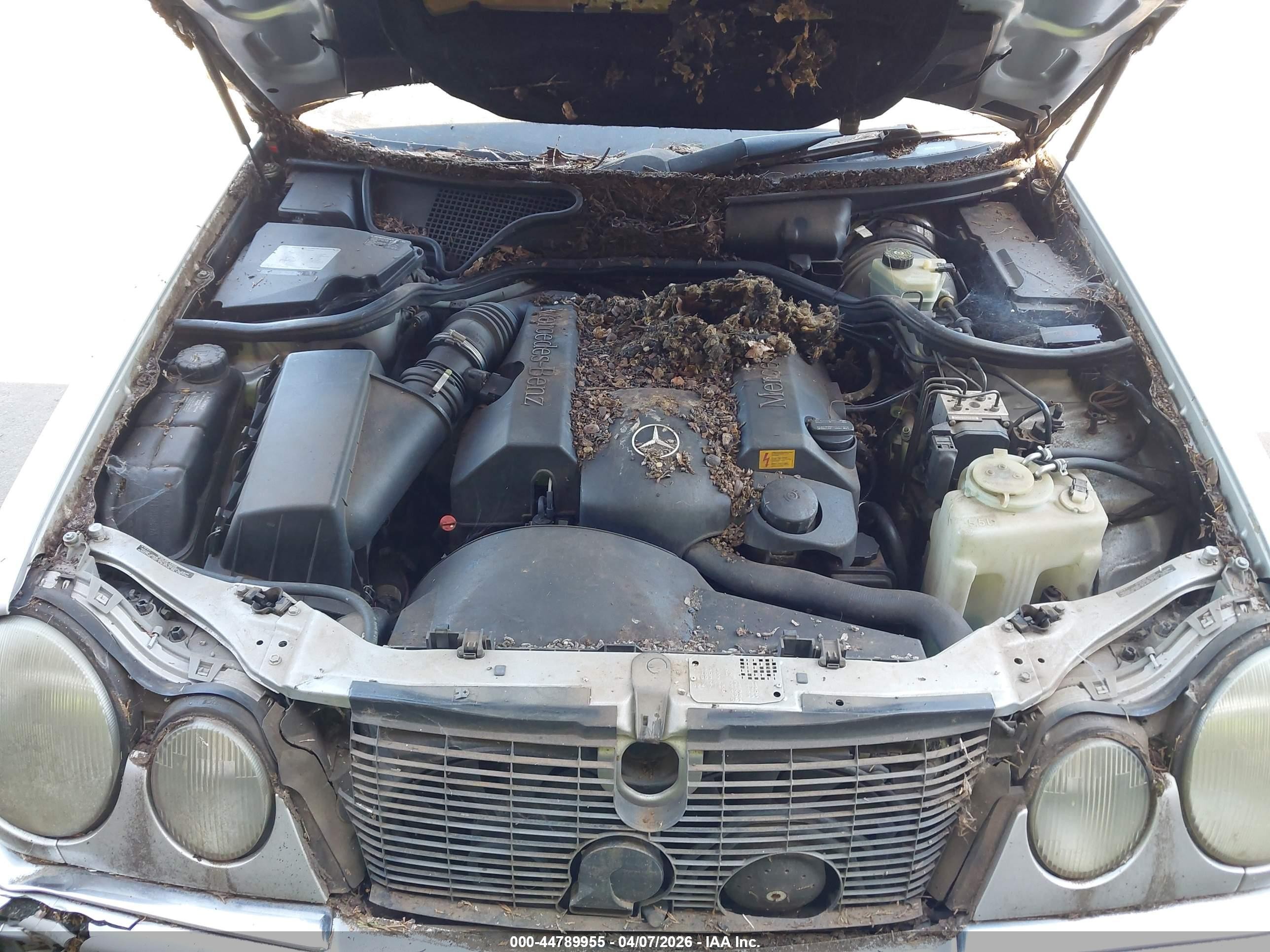 1998 Mercedes-benz E 320   Silver vin: WDBJF65F7WA647760