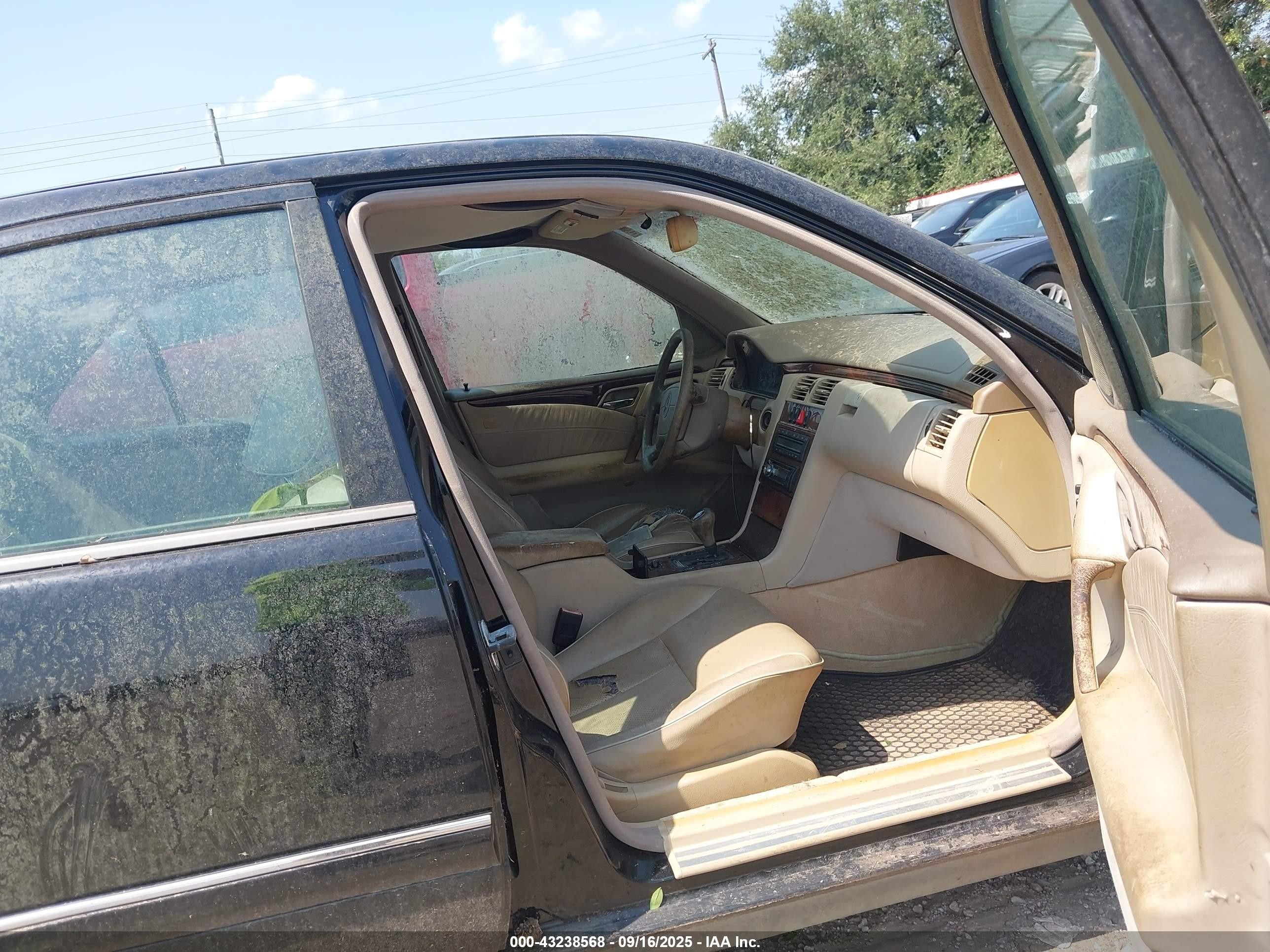 1998 Mercedes-benz E 320   Черный vin: WDBJF65F7WA689488