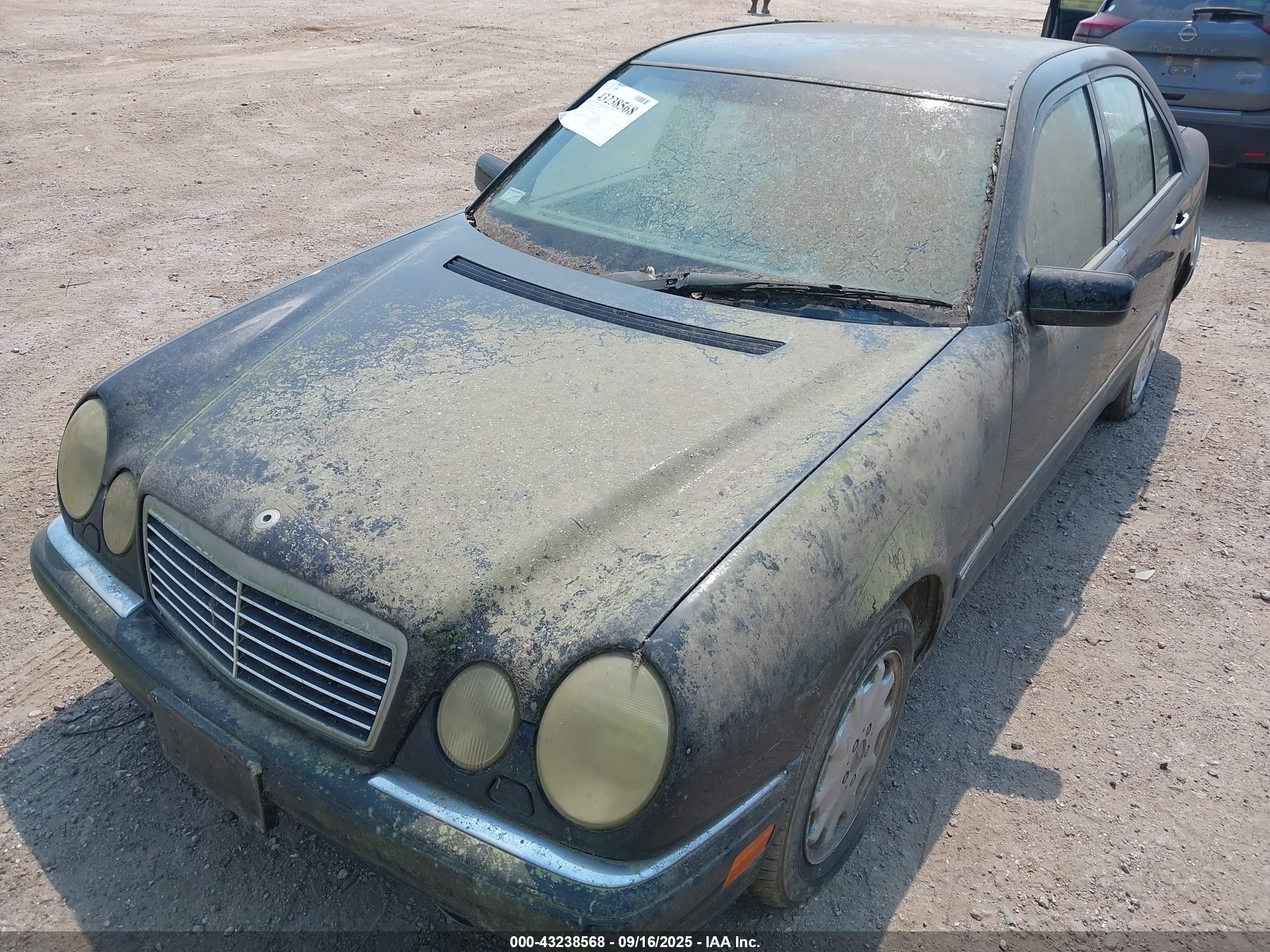 1998 Mercedes-benz E 320   Черный vin: WDBJF65F7WA689488
