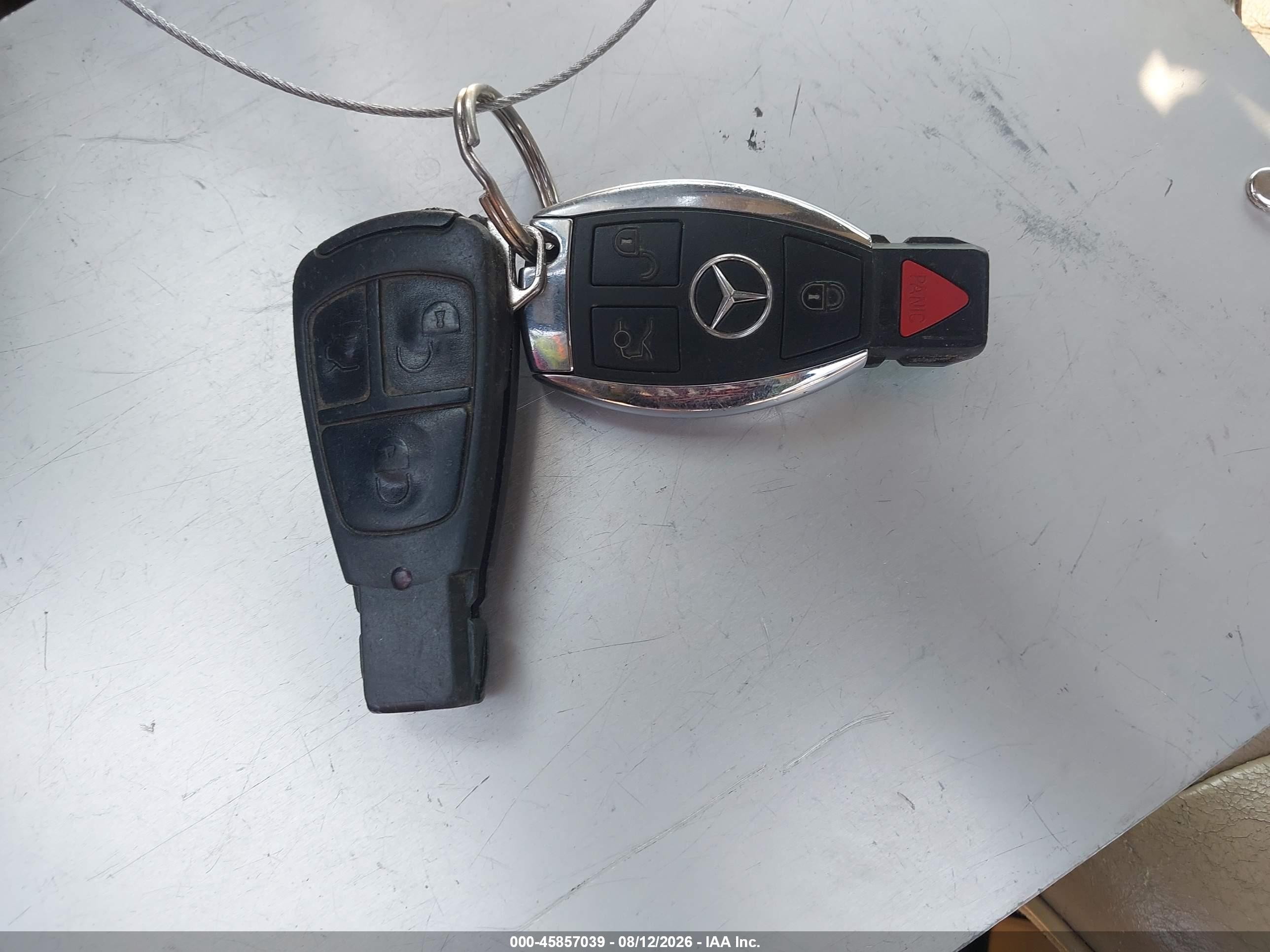 1998 Mercedes-benz E 320   White vin: WDBJF65F8WA638243