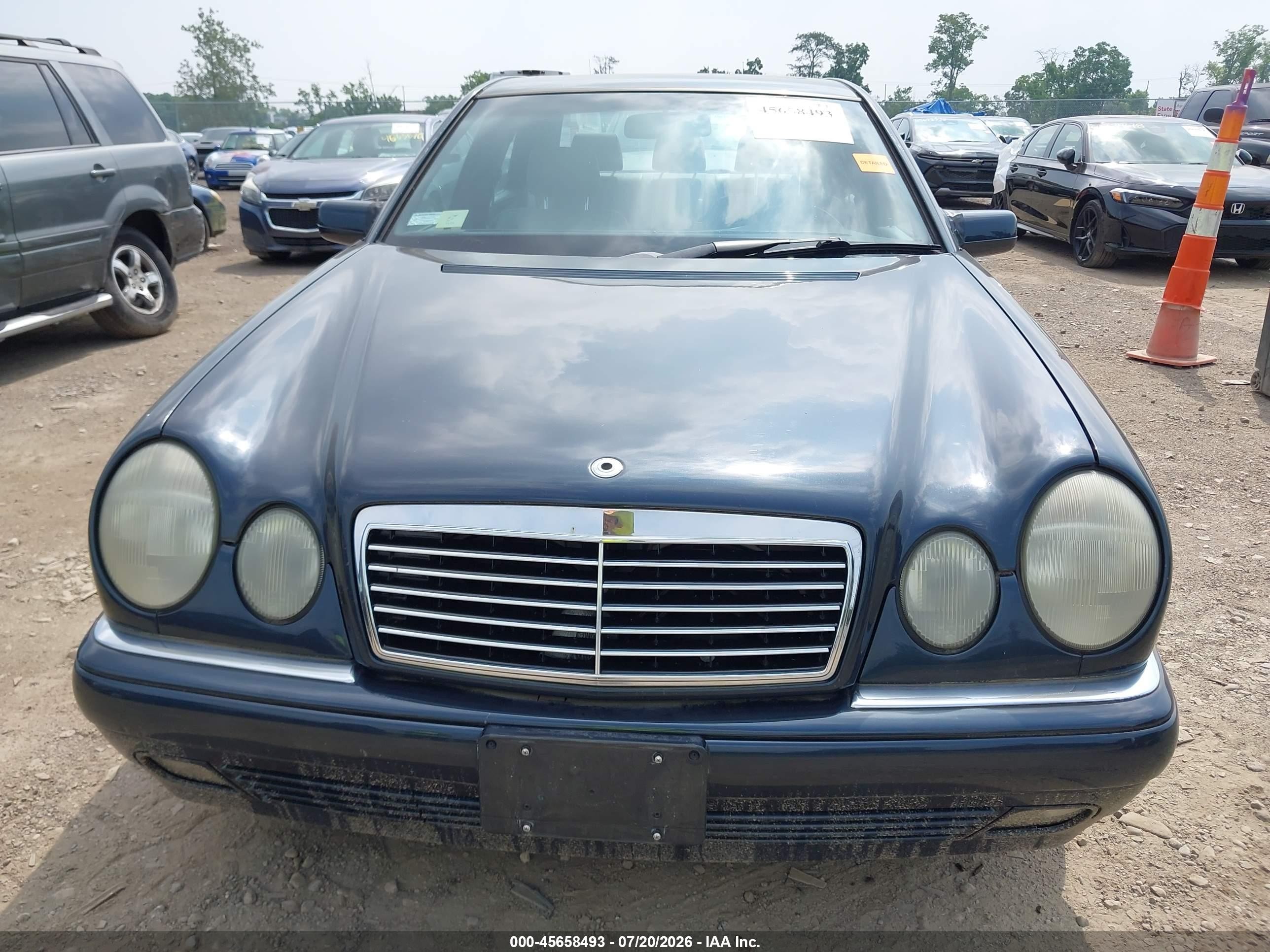 1998 Mercedes-benz E 320 Dark Blue vin: WDBJF65F8WA697230