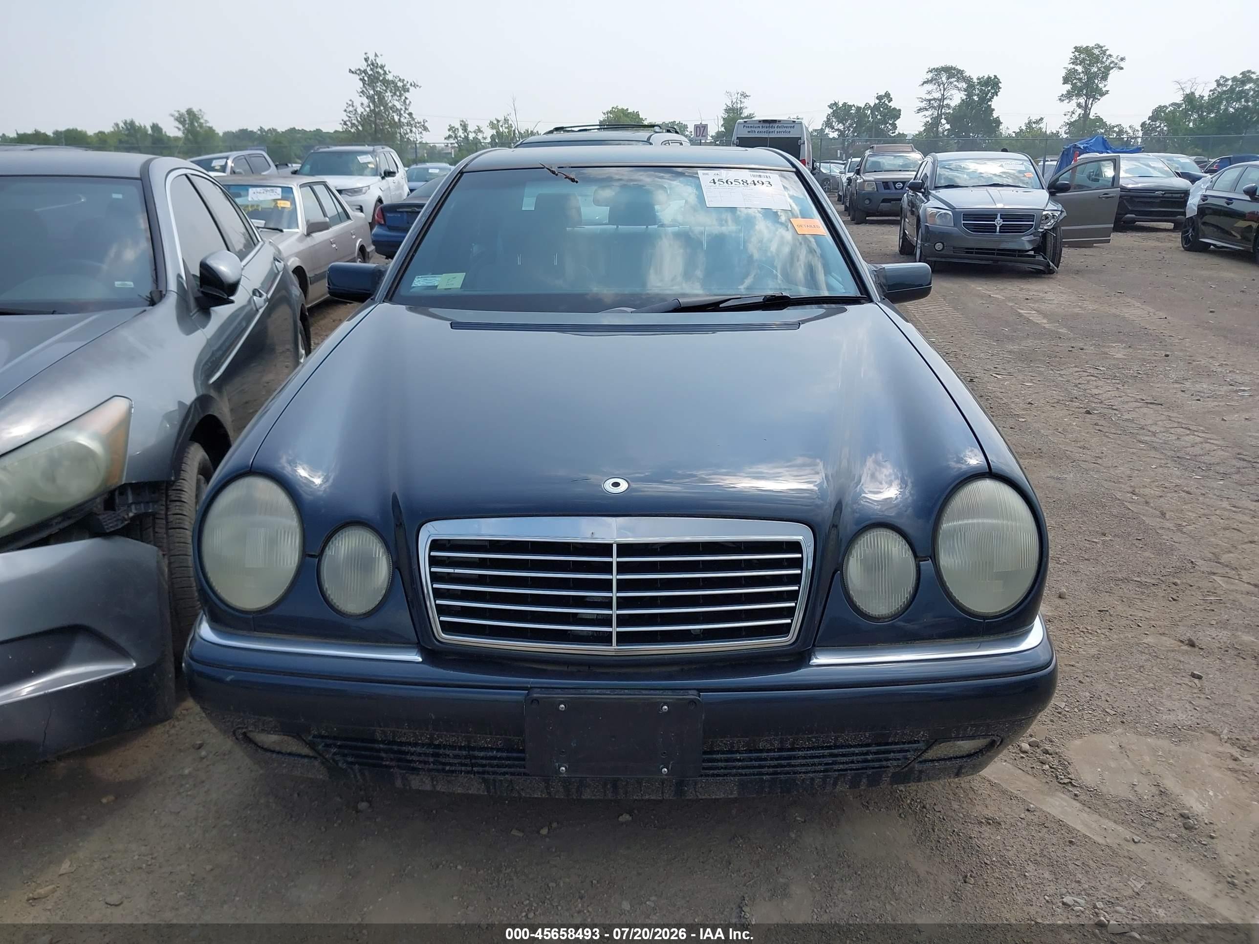 1998 Mercedes-benz E 320 Dark Blue vin: WDBJF65F8WA697230