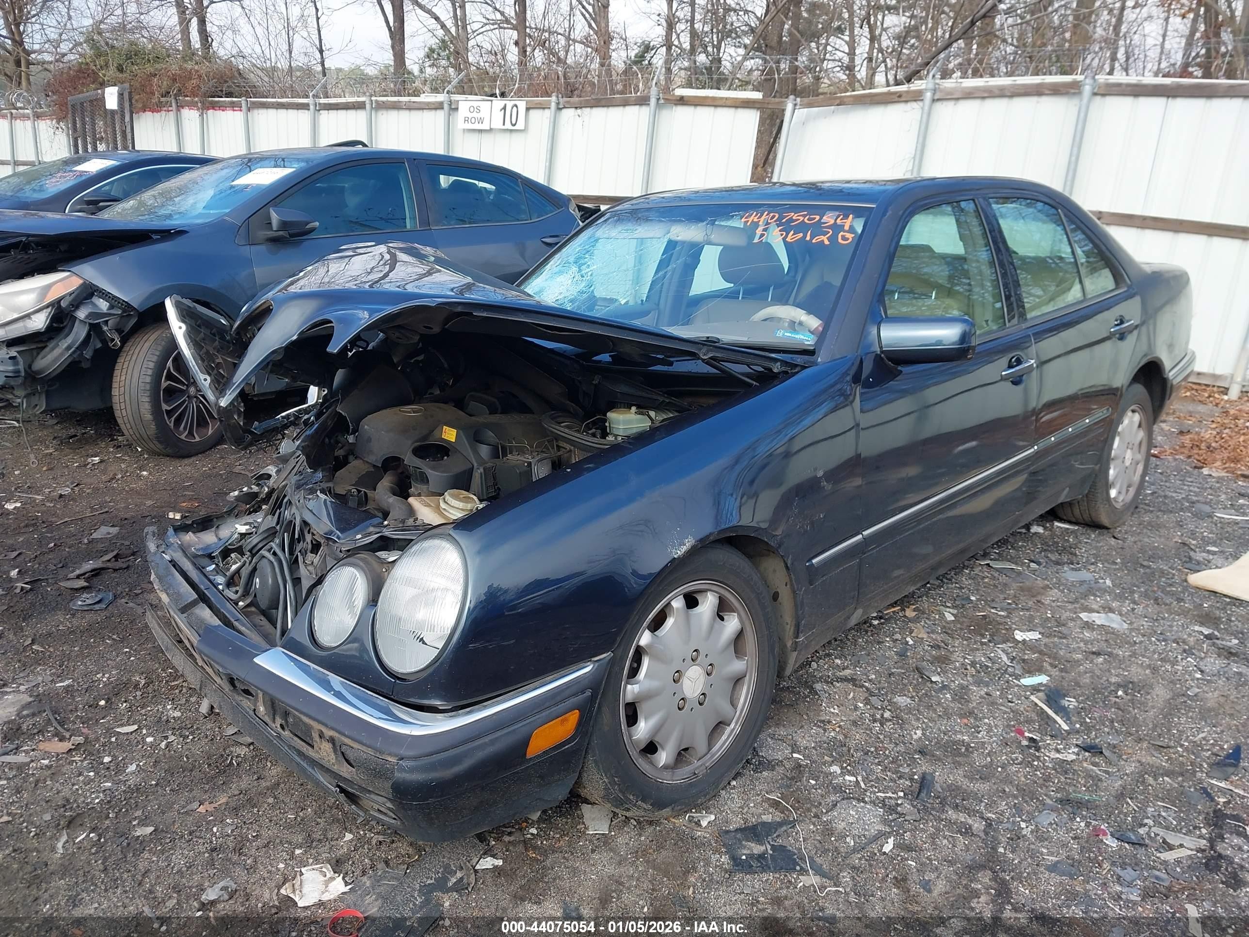 1998 Mercedes-benz E 320   Черный vin: WDBJF65F9WA556120