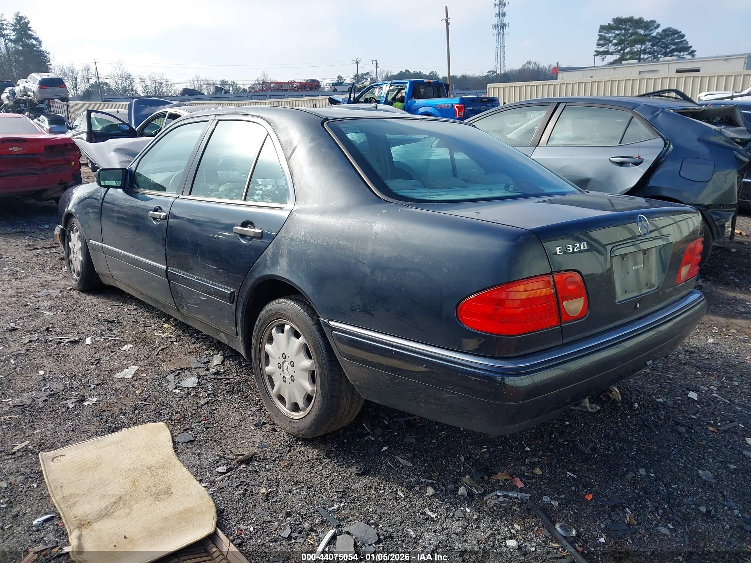 1998 Mercedes-benz E 320   Черный vin: WDBJF65F9WA556120