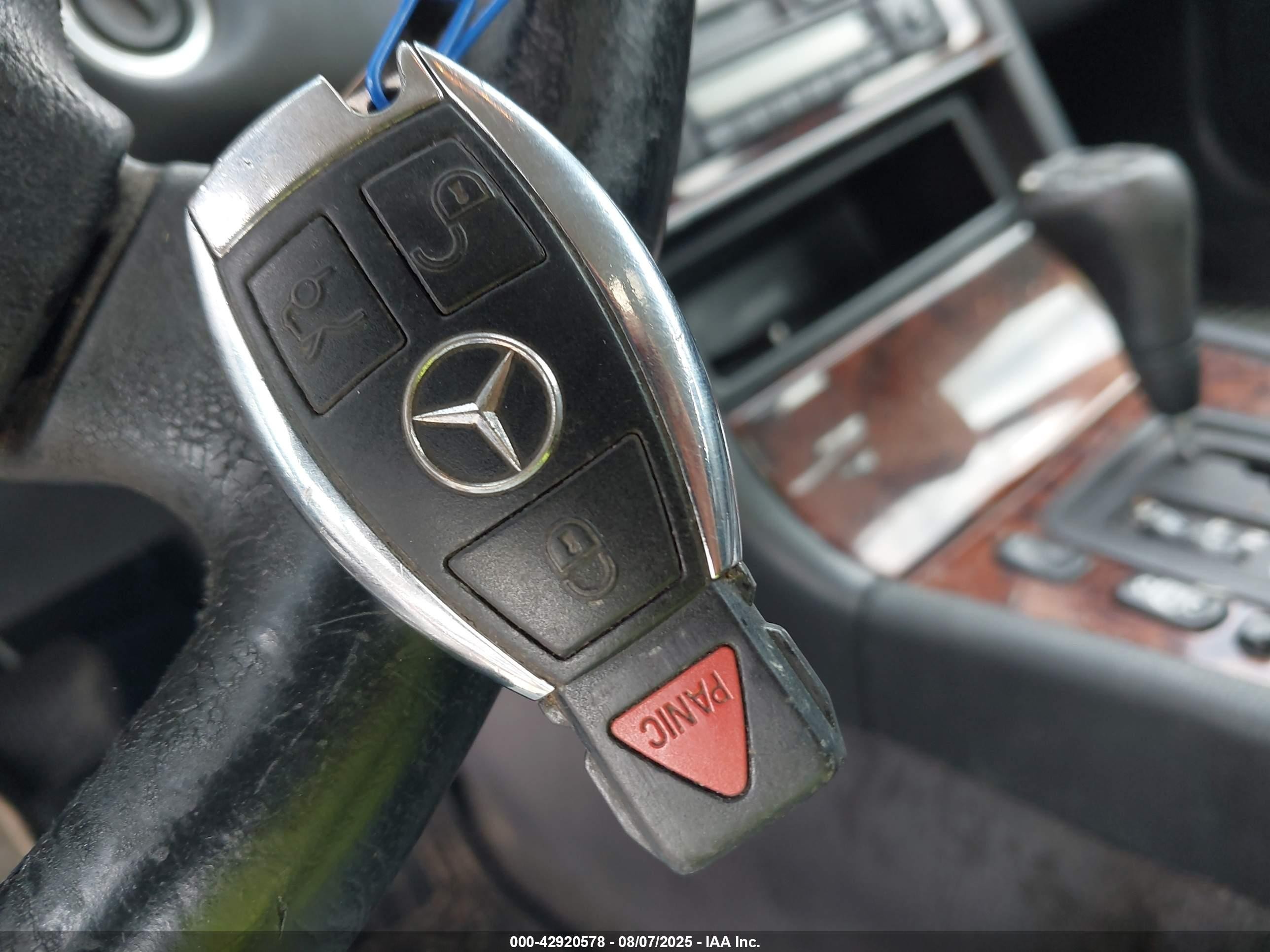 1998 Mercedes-benz E 320   Black vin: WDBJF65F9WA644567