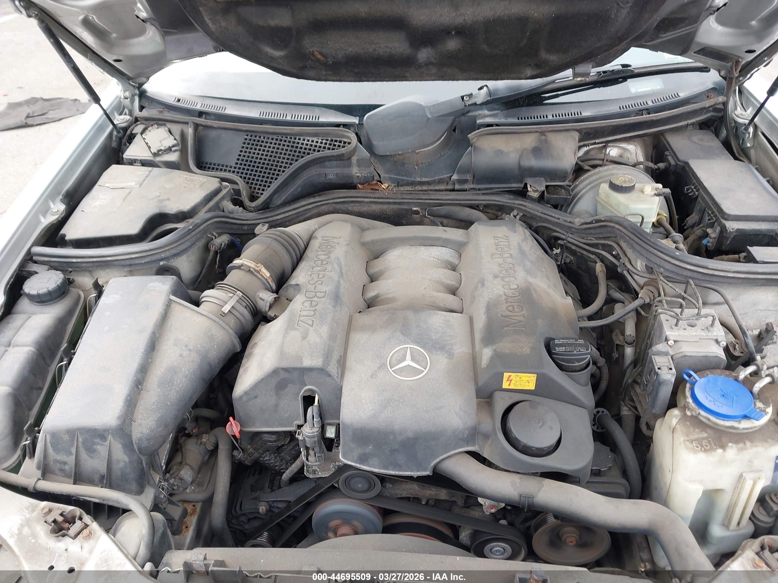 1999 Mercedes-benz E 320   Silver vin: WDBJF65H0XA843087
